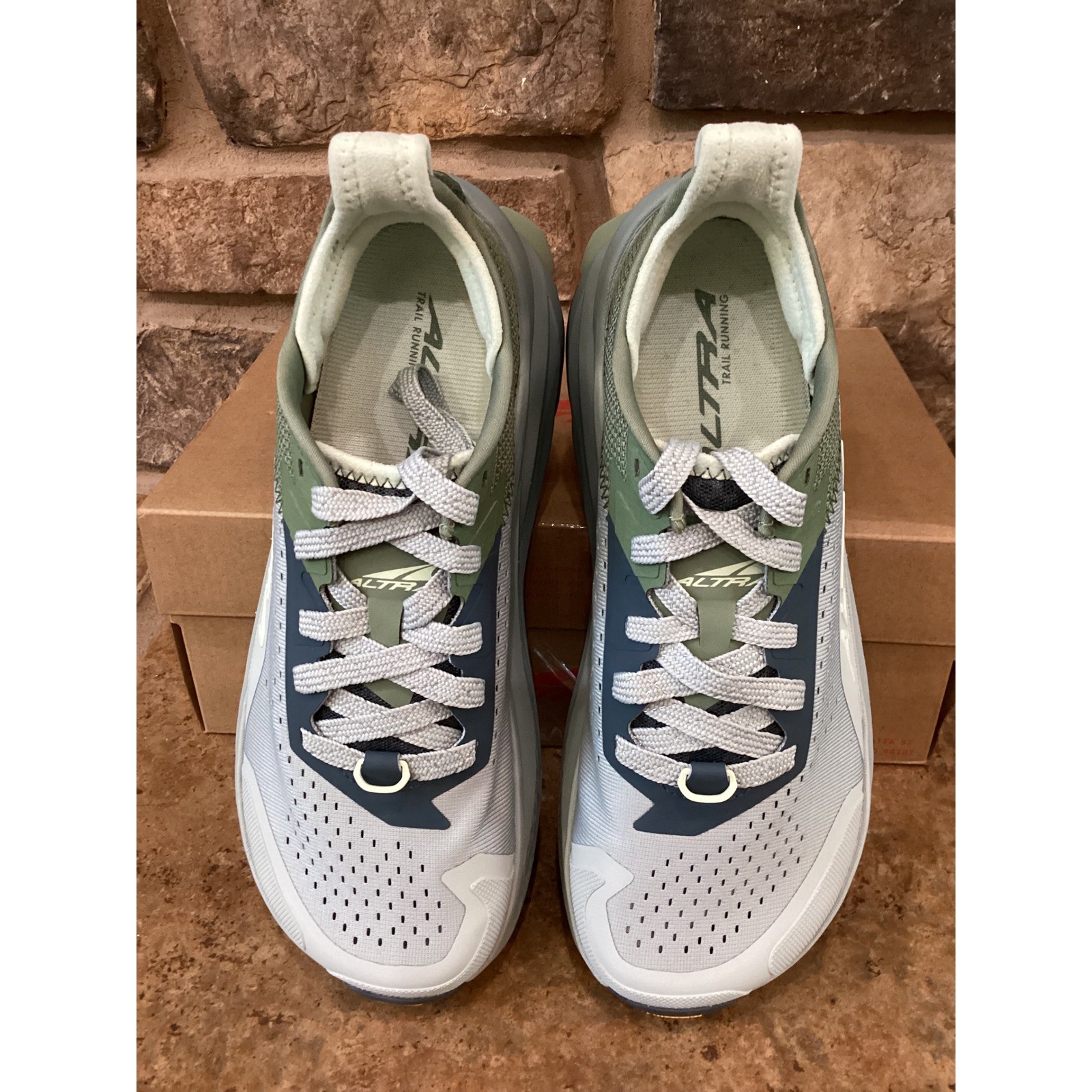Altra Olympus 6 Womens Trail Running Shoes Gray Shadow AL0A85NK223-085 Size 8.5
