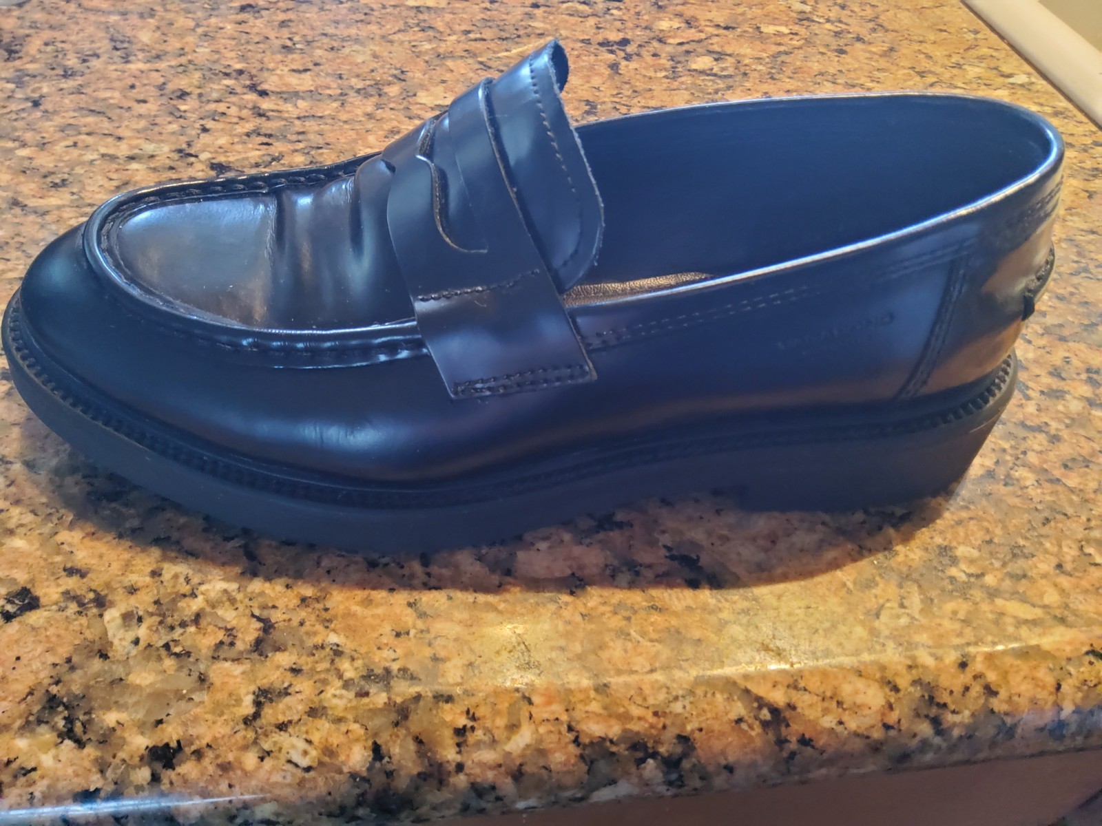 Vagabond Shoemakers Alex W Polished Leather Classic Penny Loafer Black EU37/US 7