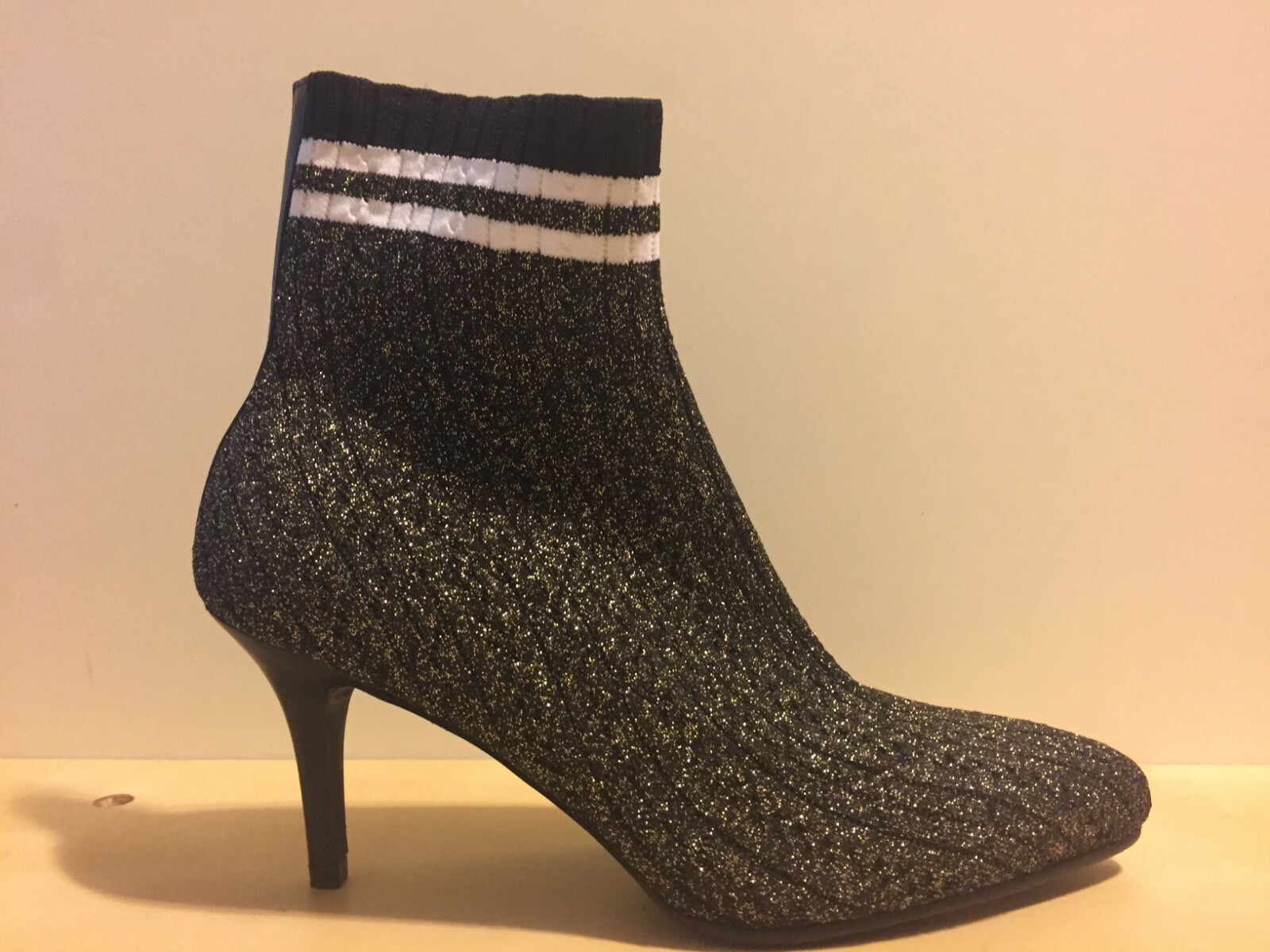 NEW $575 Stuart Weitzman Women’s Waverly Sock Bootie Black Gold US 7.5 M
