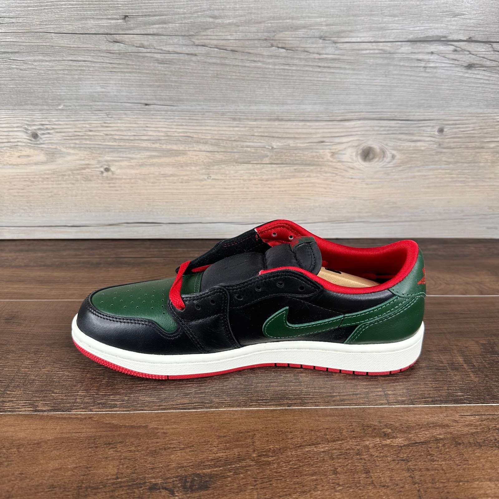 Nike Air Jordan 1 Low OG Womens Size 7.5 Black Gorge Green Sail CZ0775 036