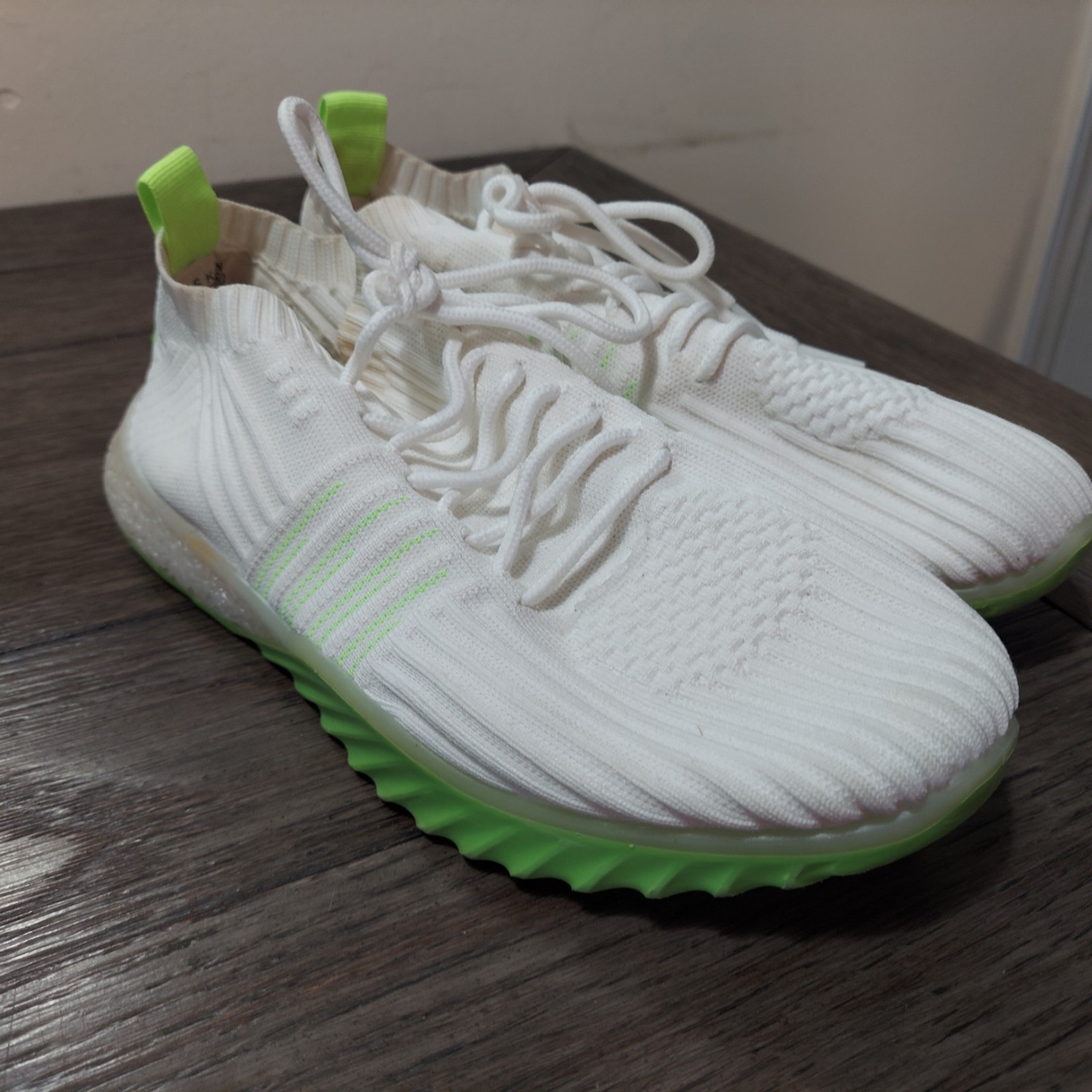 Danskin Women’s Positive White & Lime Green Sneakers Size 10