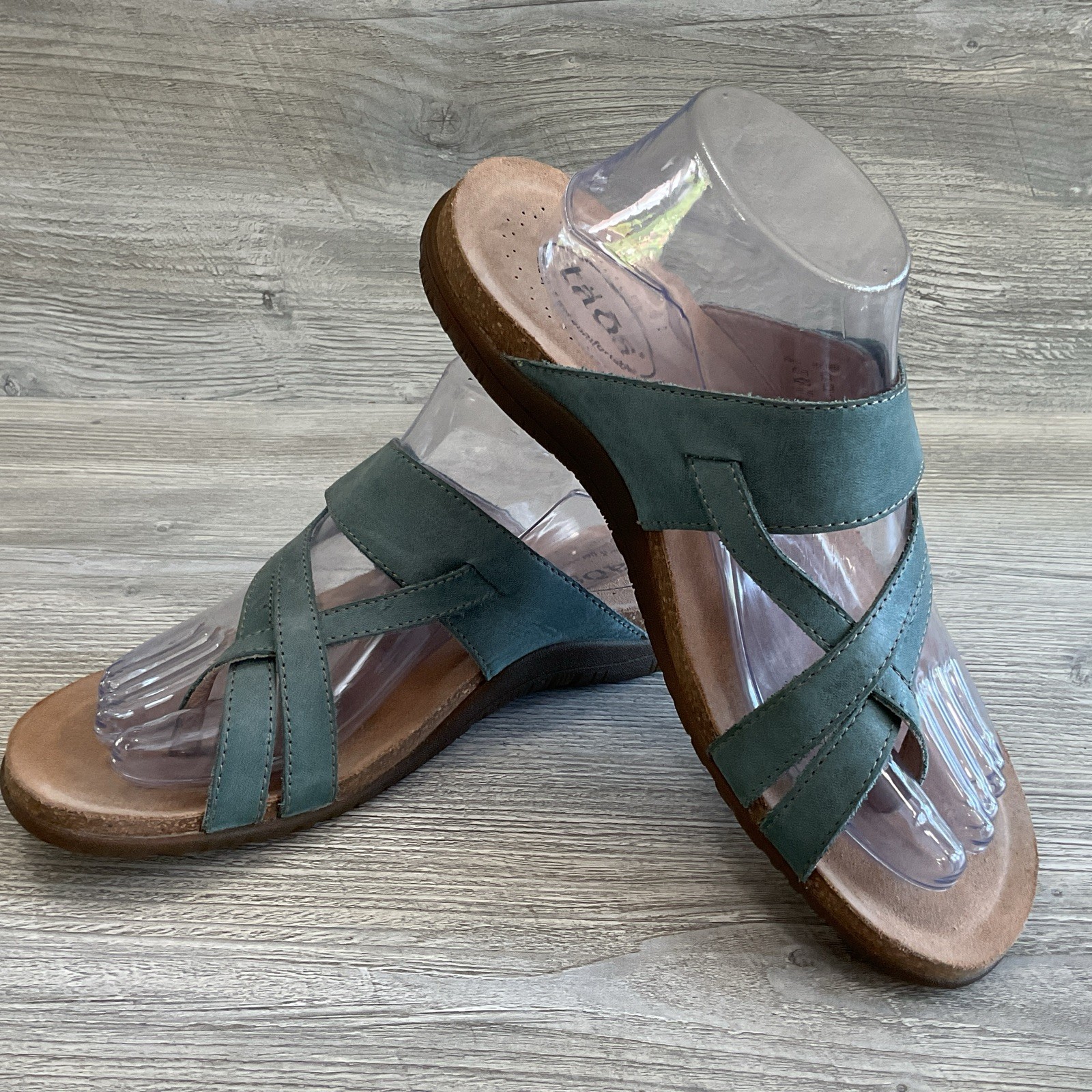 Taos Perfect Sandals Leather Comfort Women 10 Adjustable Cork Footbed Thong Blue