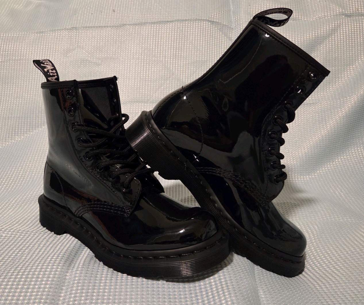 Womens Dr. Martens 1460 – Mono Size 6 US Black Patent Leather UK Size 4 – EU 37