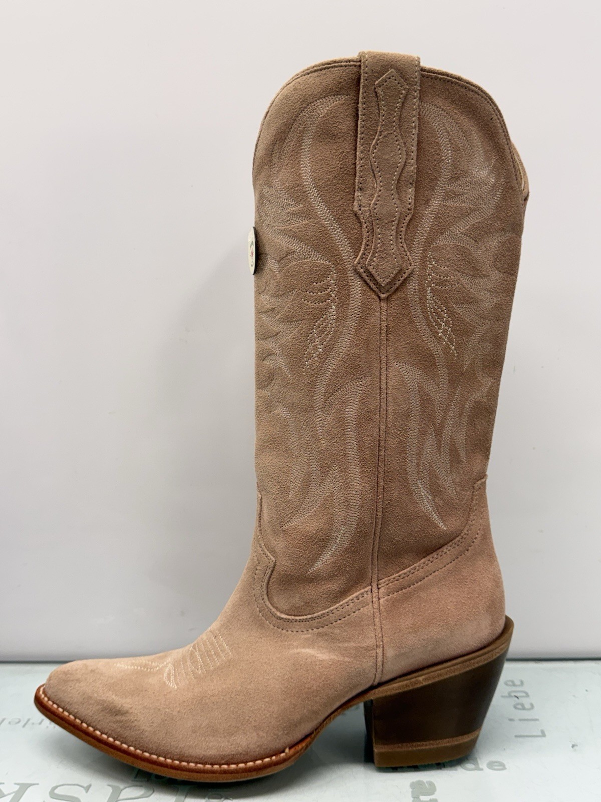 Idyllwind Women’s Charmed Life Western Boots Pointed Toe pale Pink Suede SZ 10B.