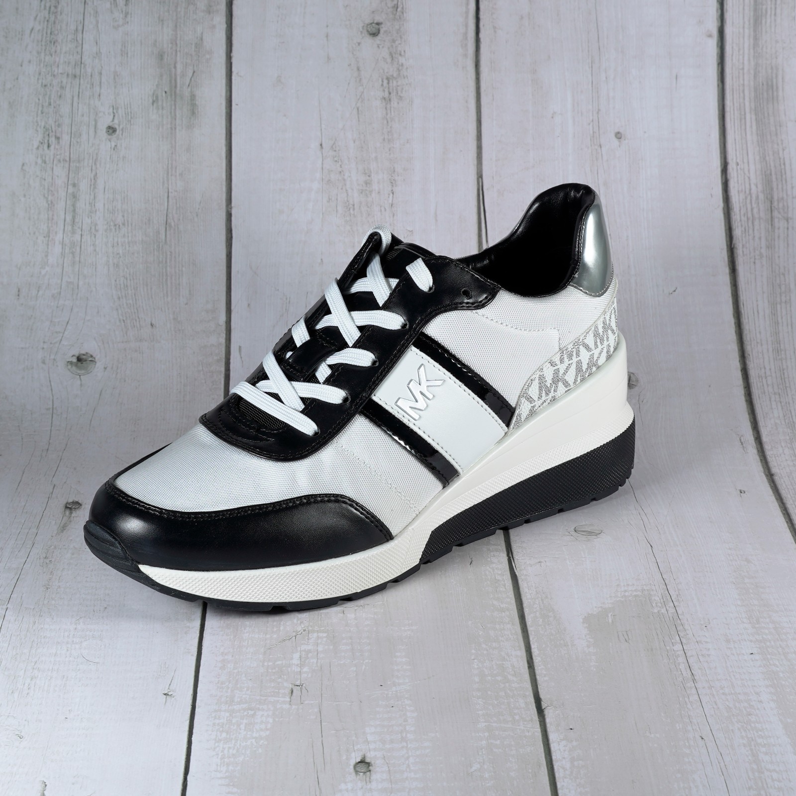 Michael Kors Mabel Trainer Optic Women’s Shoes Color White/Black Size 9.5 M