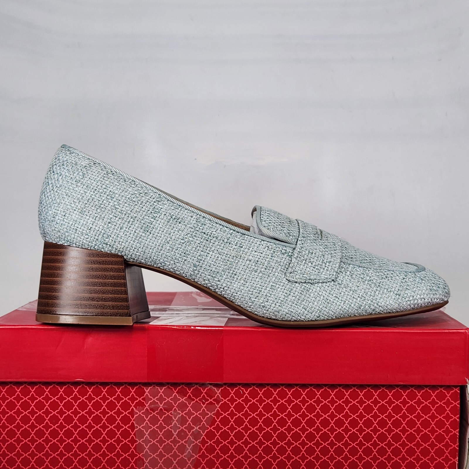 Size 10 – Kelly & Katie Payln – Blue Linen
