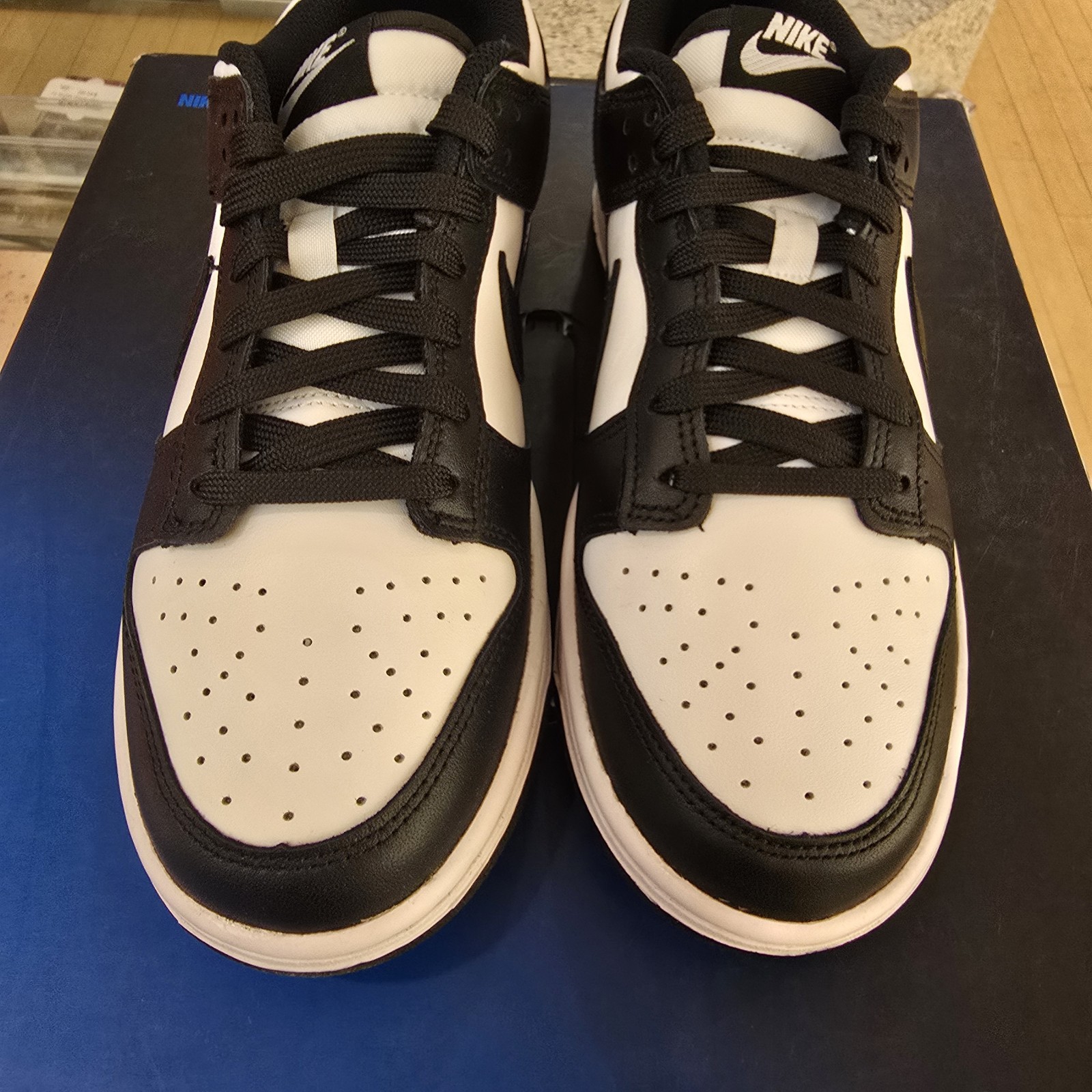 Nike Dunk Low Black White Women’s SZ 8/6.5M