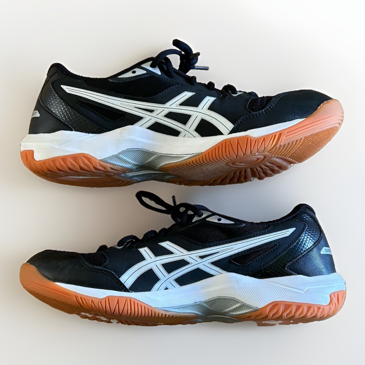 ASICS Gel-Rocket 10 Volleyball Court Shoes Black White Silver Women’s Size 10