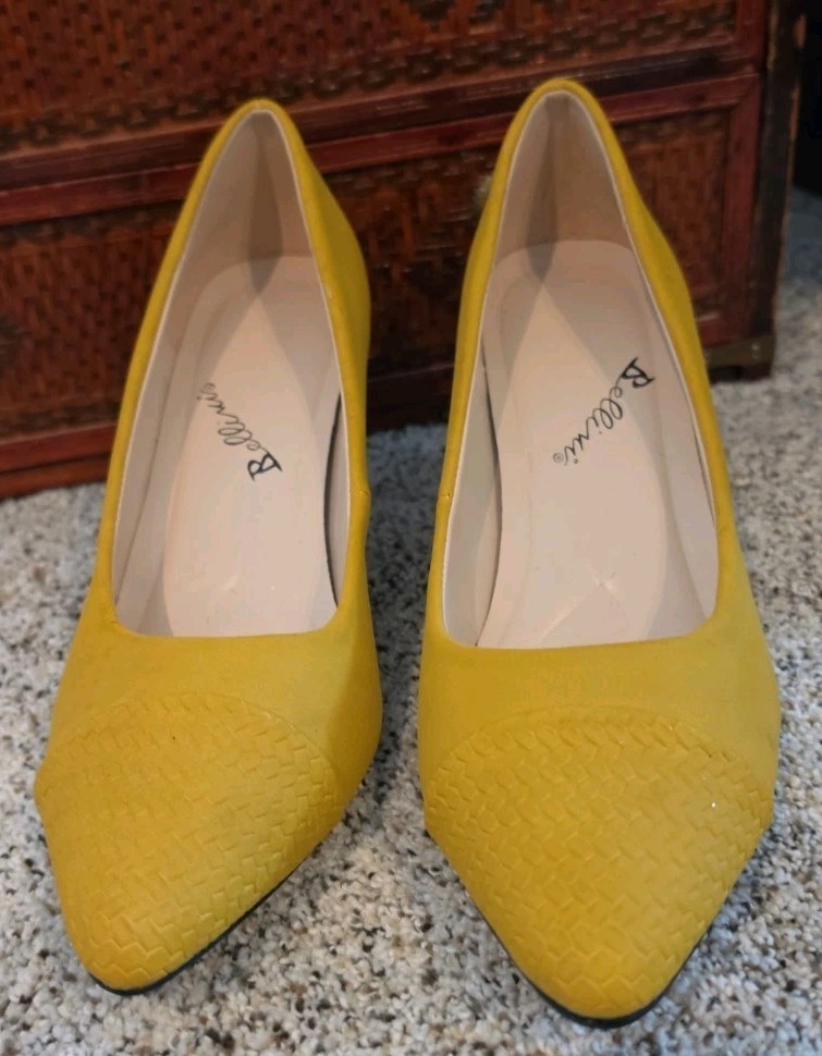 BELLINI ZESTY 3.25″ HEELS SHOES 6.5M GOLD FAUX SUEDE WOVEN LOOK