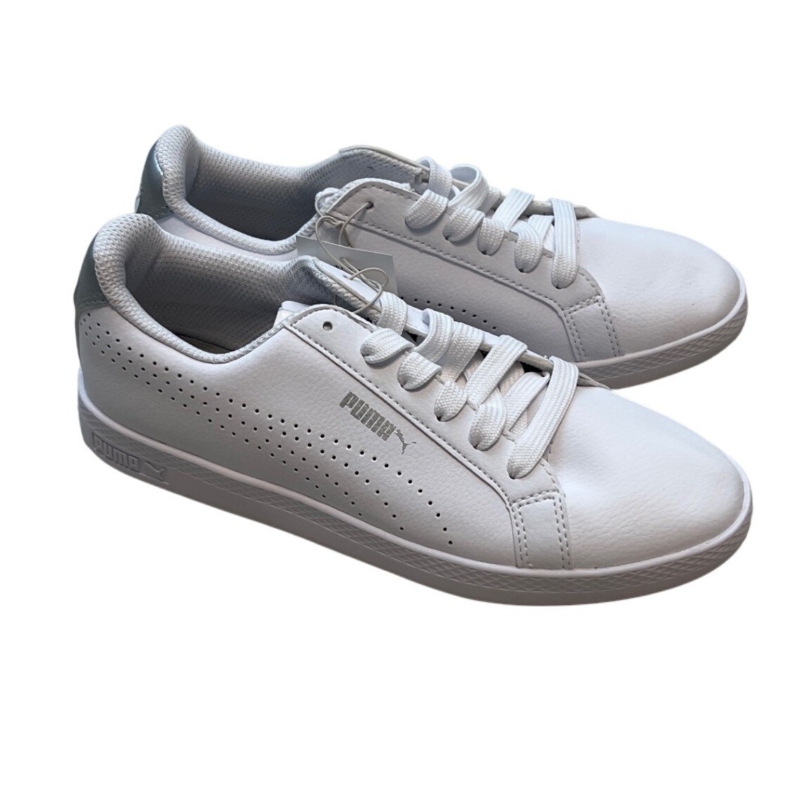 Puma Smash PERF Sneakers White Silver Women’s Size 6.5 Casual Lace Up Shoes