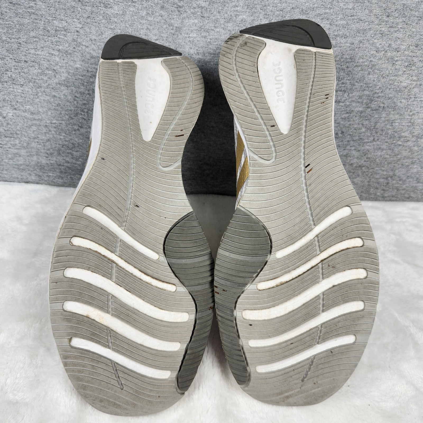 Adidas Bounce Edge Lux Women’s Running Shoes White/Gray Zebra Striped Size 9.5