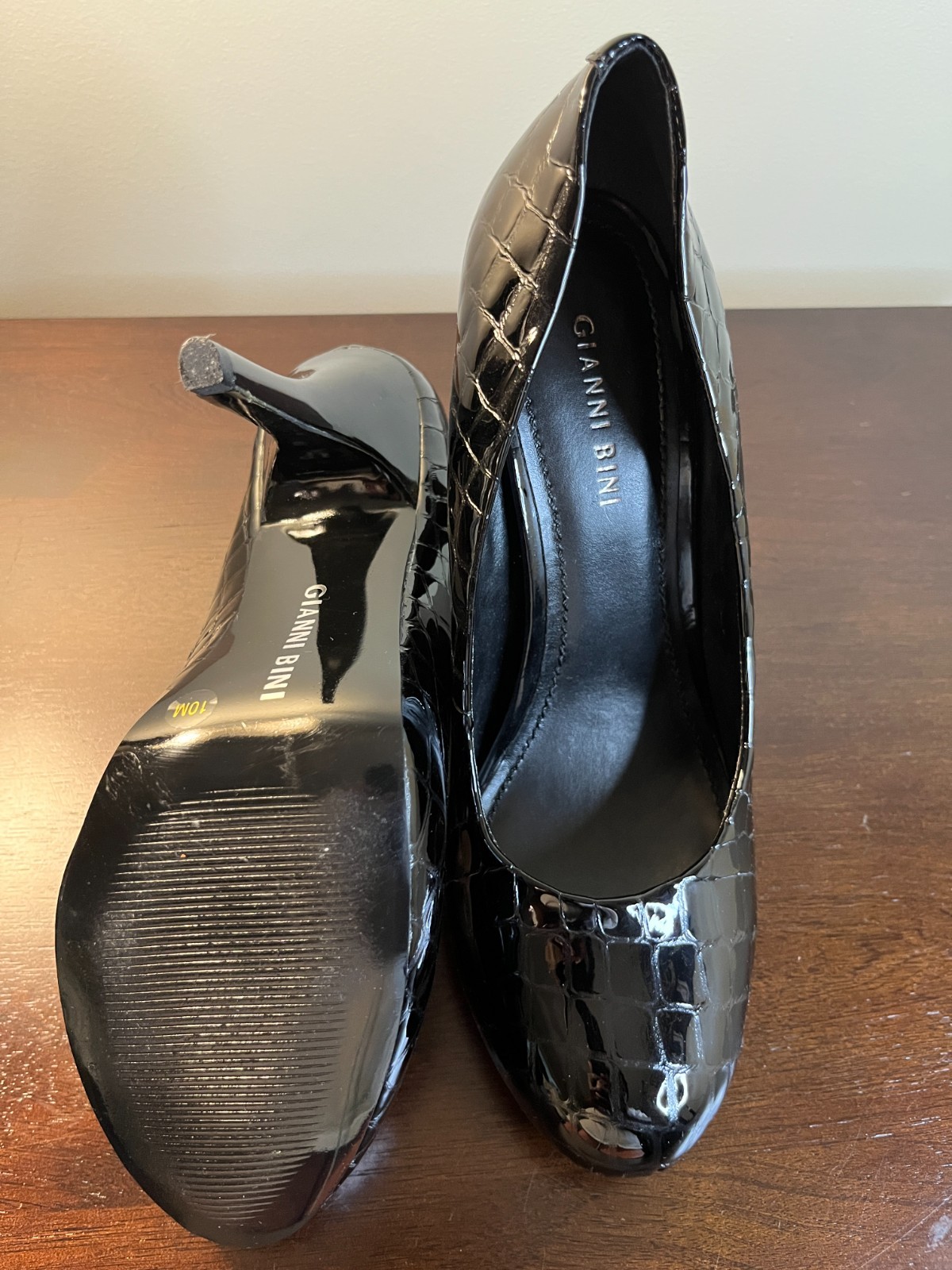 Gianni Bini Black Patent Croc Embossed Pumps Size 10 High Heel Stiletto