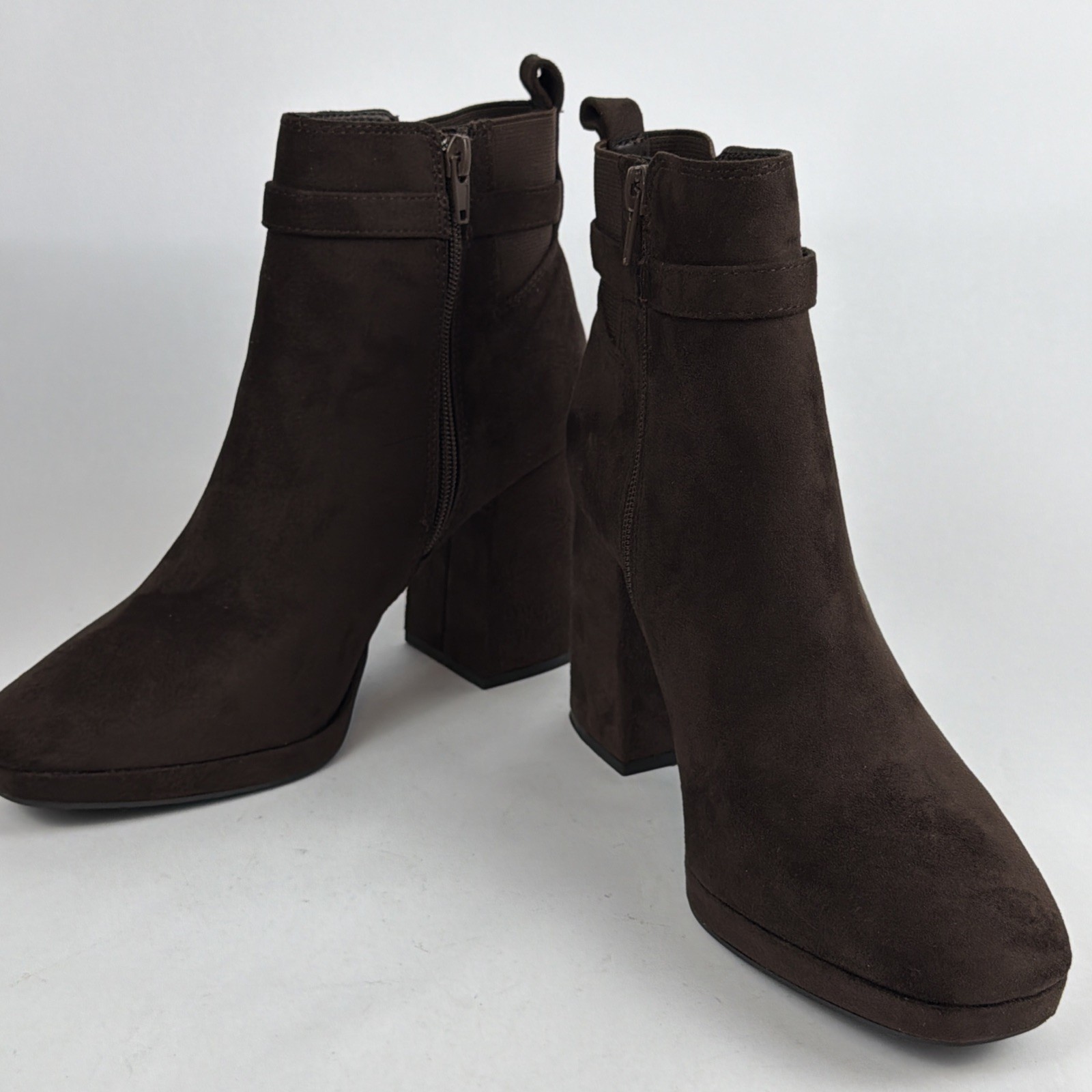 Kelly & Katie Gavan Earthy Micro Brown 3.5in Heeled Lace-up Bootie Womens 8.5M