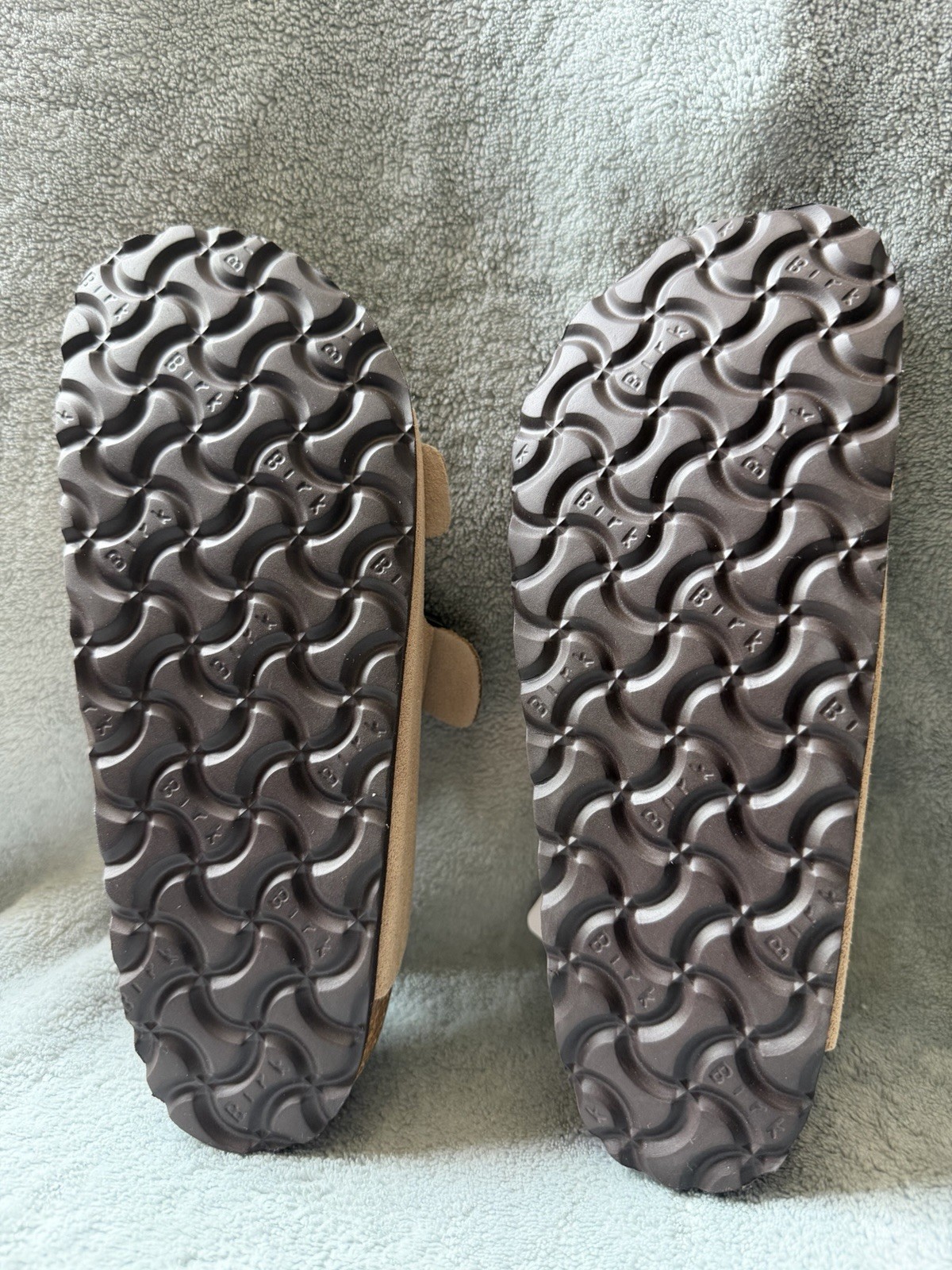 Birkenstock Arizona BS Taupe Soft Footbed Narrow EU37 US6 Sandals