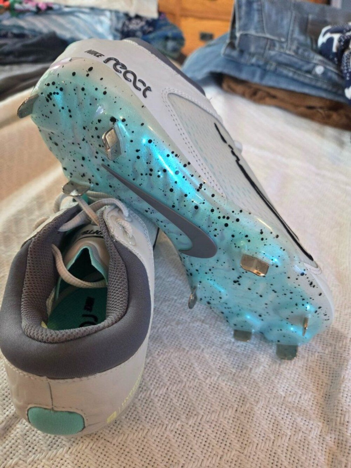 Nike Hyperdiamond 4 Elite Women’s React Metal Softball Cleats Shoes Sz 7 New