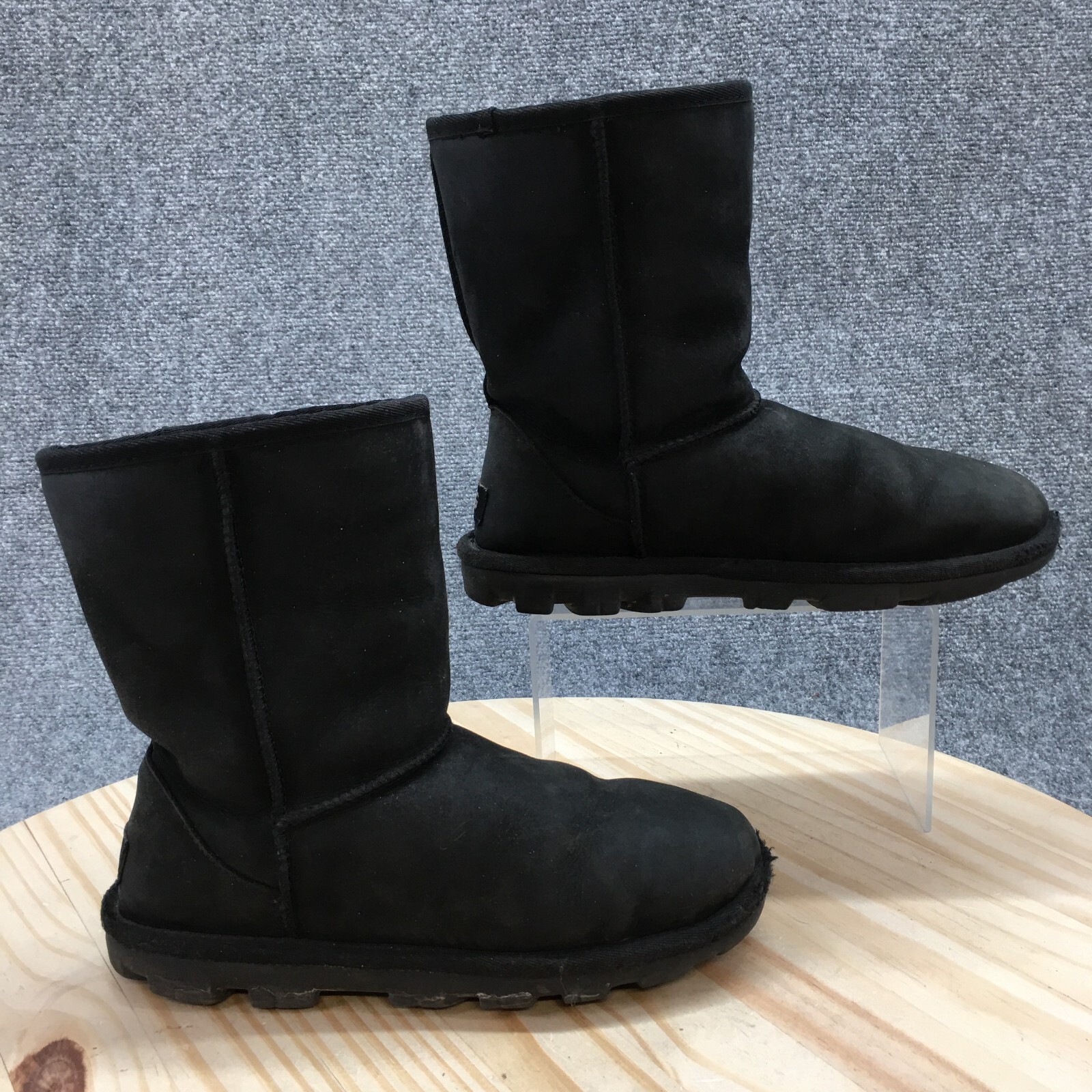 UGG Winter Boot Womens 7 Black Essentials Short Slip On Faux Fur Leather 1111513