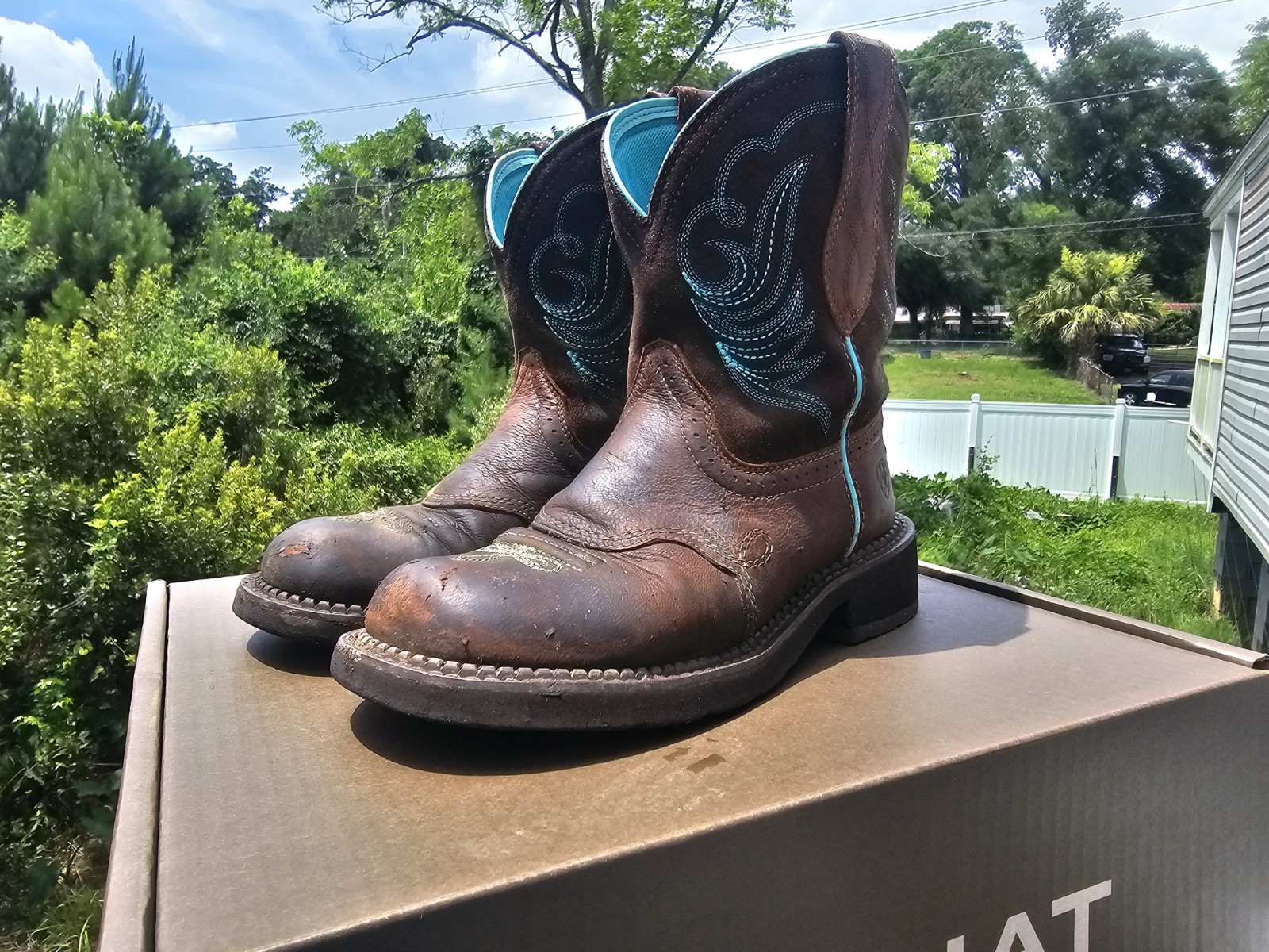 Sz 7 Ariat Fatbaby Women’s Leather Boots