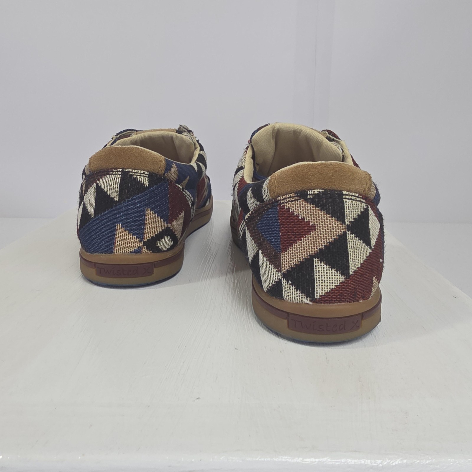 Twisted X Shoes Womens Size 7 Multicolor Geometric Lace Up Comfort Sneakers