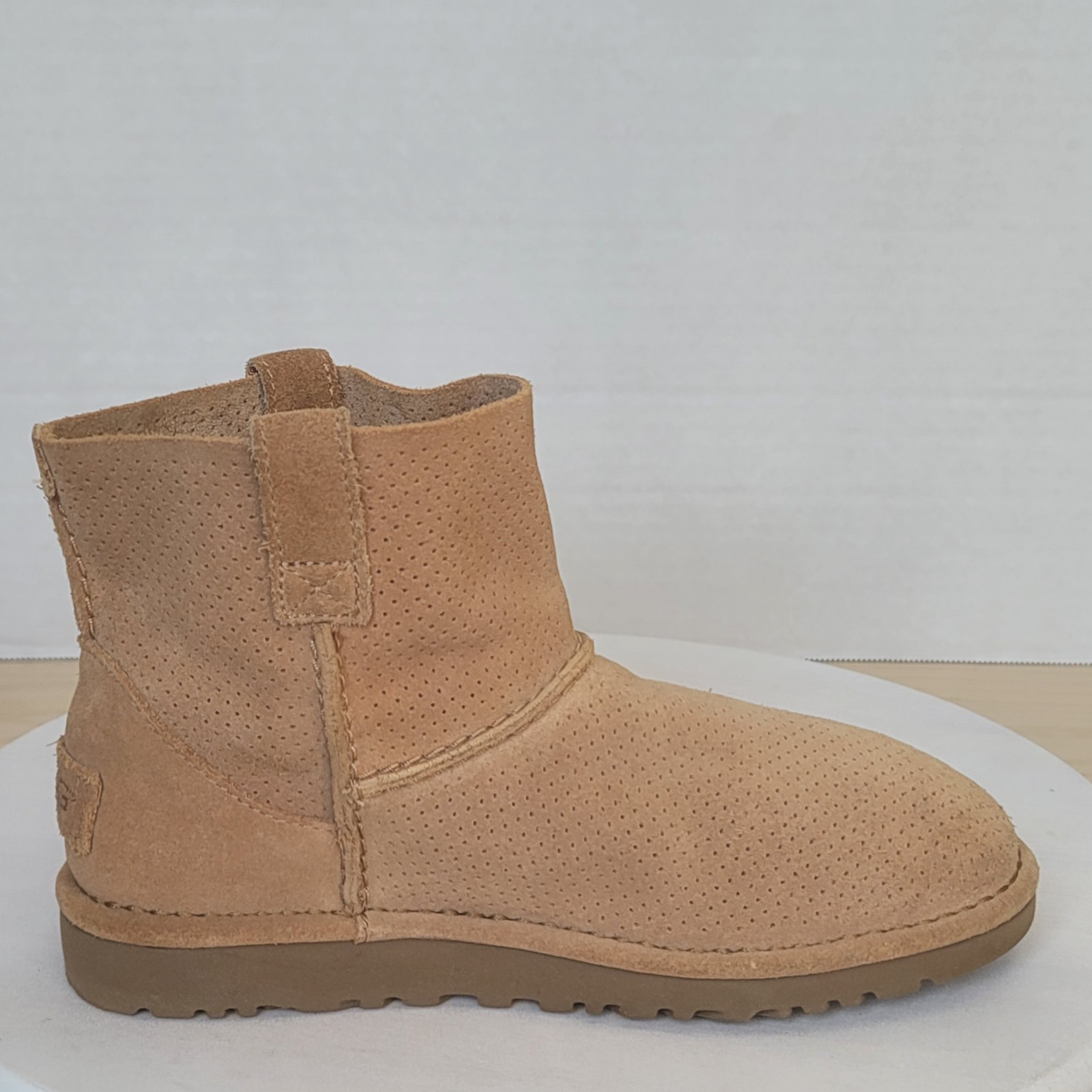 UGG Classic Unlined Mini Perforated Tawny Suede Leather Booties Booties Sz 5