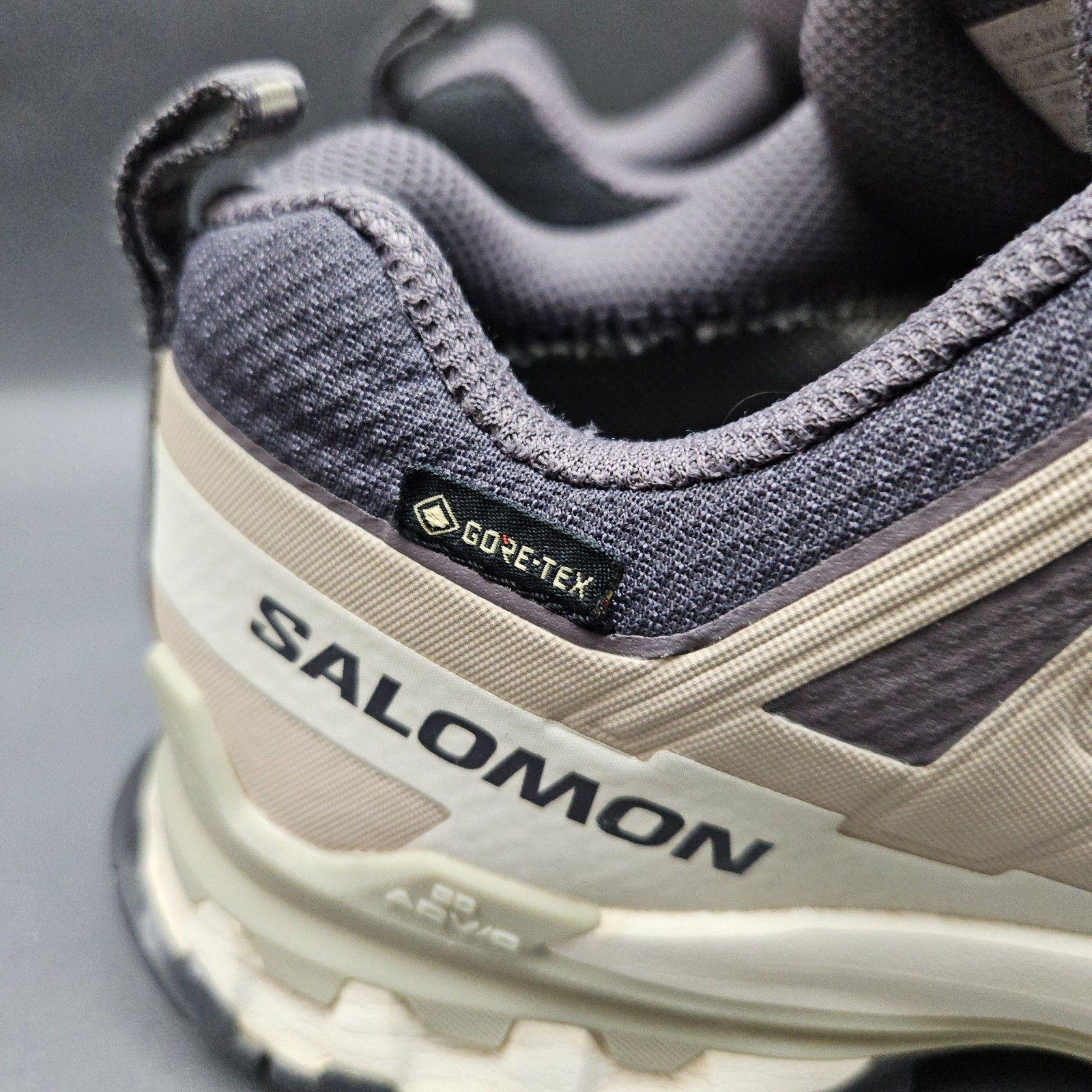 Salomon XA Pro 3D V9 GTX Trail Shoes Womens 8.5 Purple Gore-Tex Hiking Sneakers