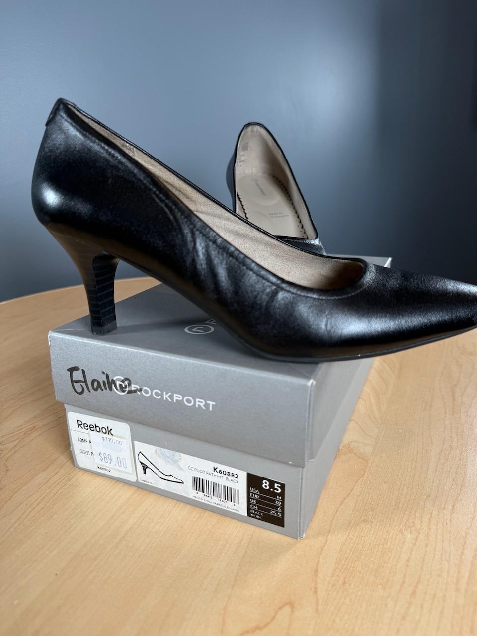 Rockport Total Motion Black Leather Pumps – Women’s Size 8.5 – Comfort Dress Hee