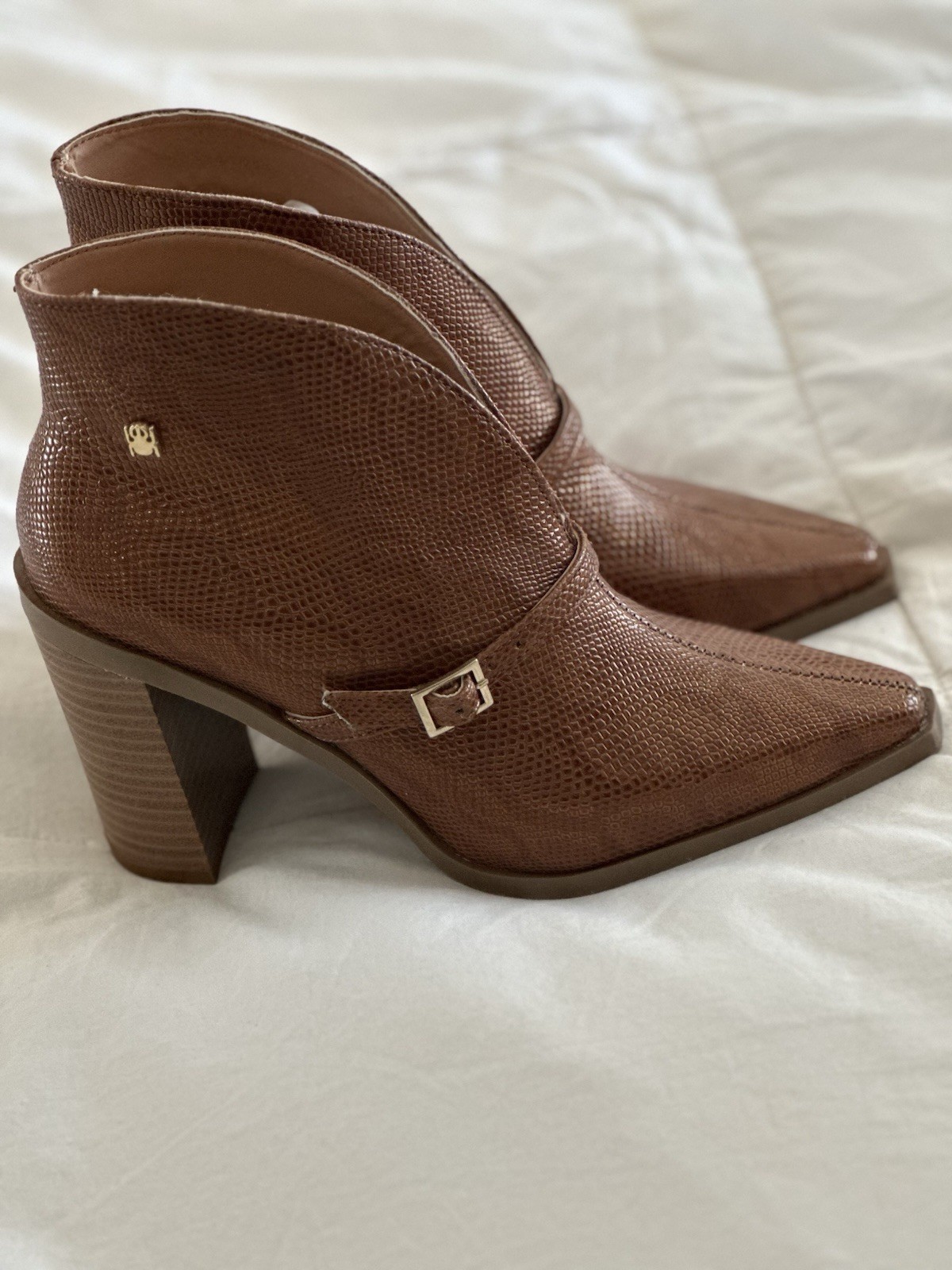$120 New!! Women’s Brown Snake Pointed Toe Ankle Bootie Block Heel Buckle Zip