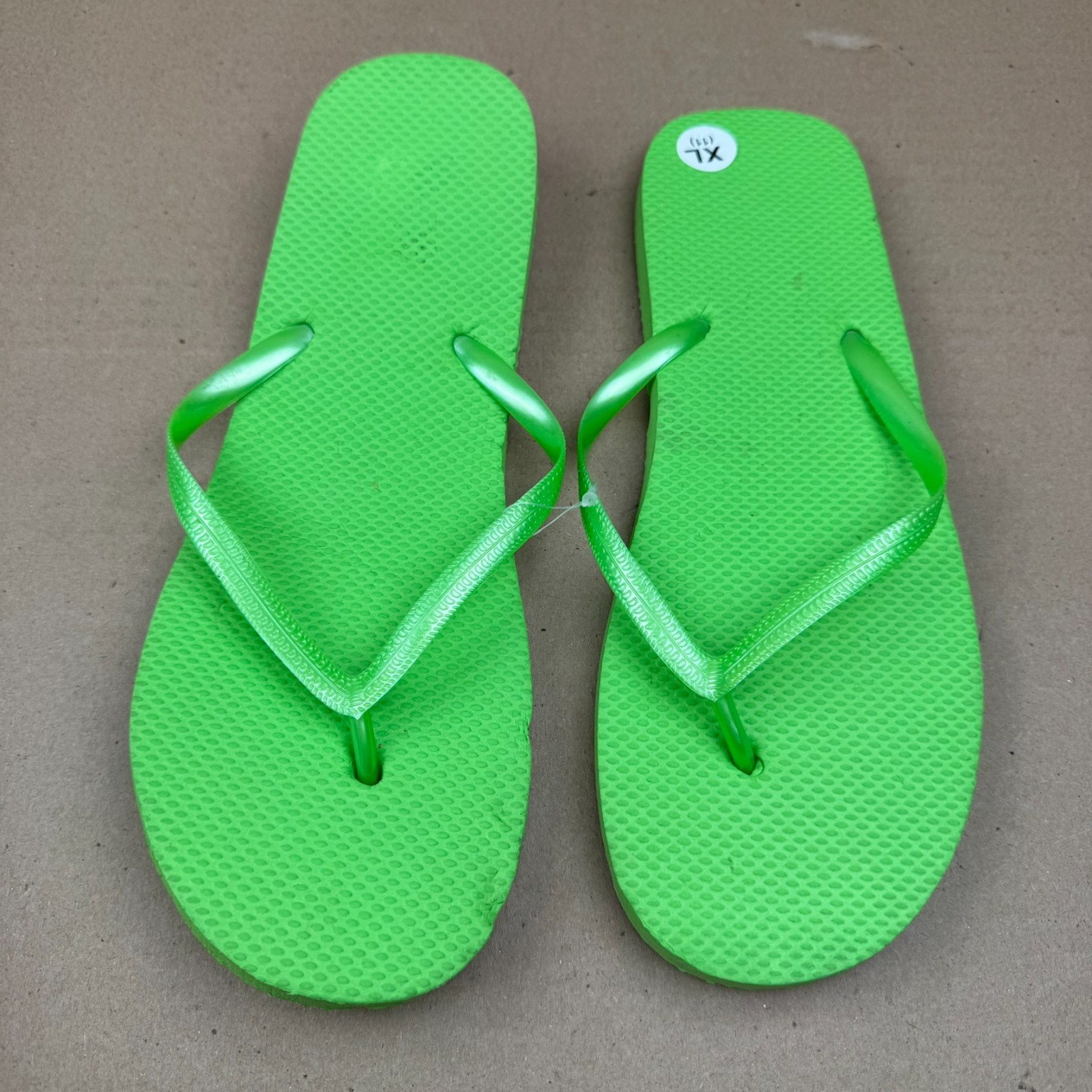 Unisex Flip Flops Bright Green Size Men’s 10 / Women’s 11 Non-Slip