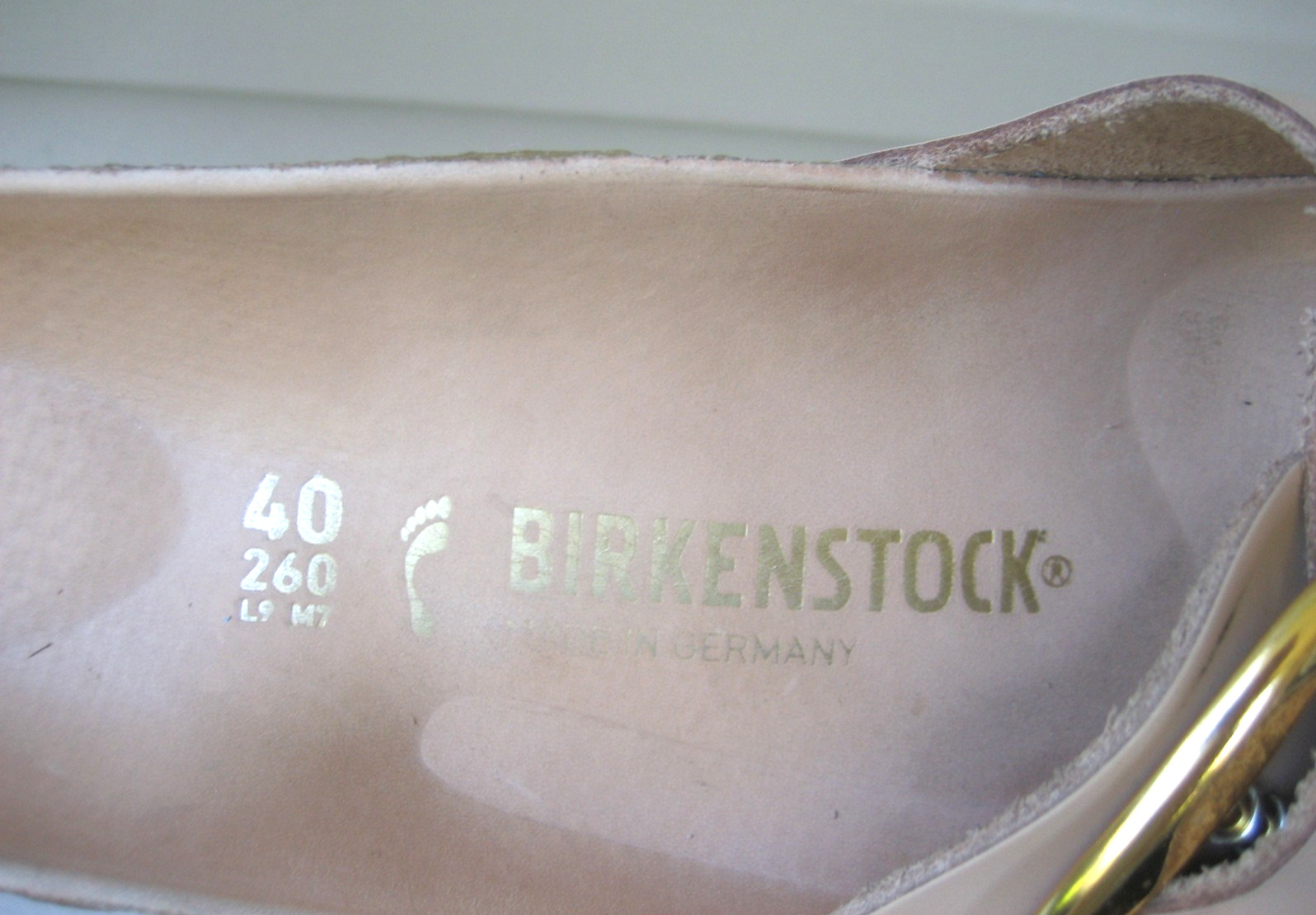 BIRKENSTOCK Madrid Big Buckle Leather Beige Sandals Size 40 / 9 N EXCELLENT