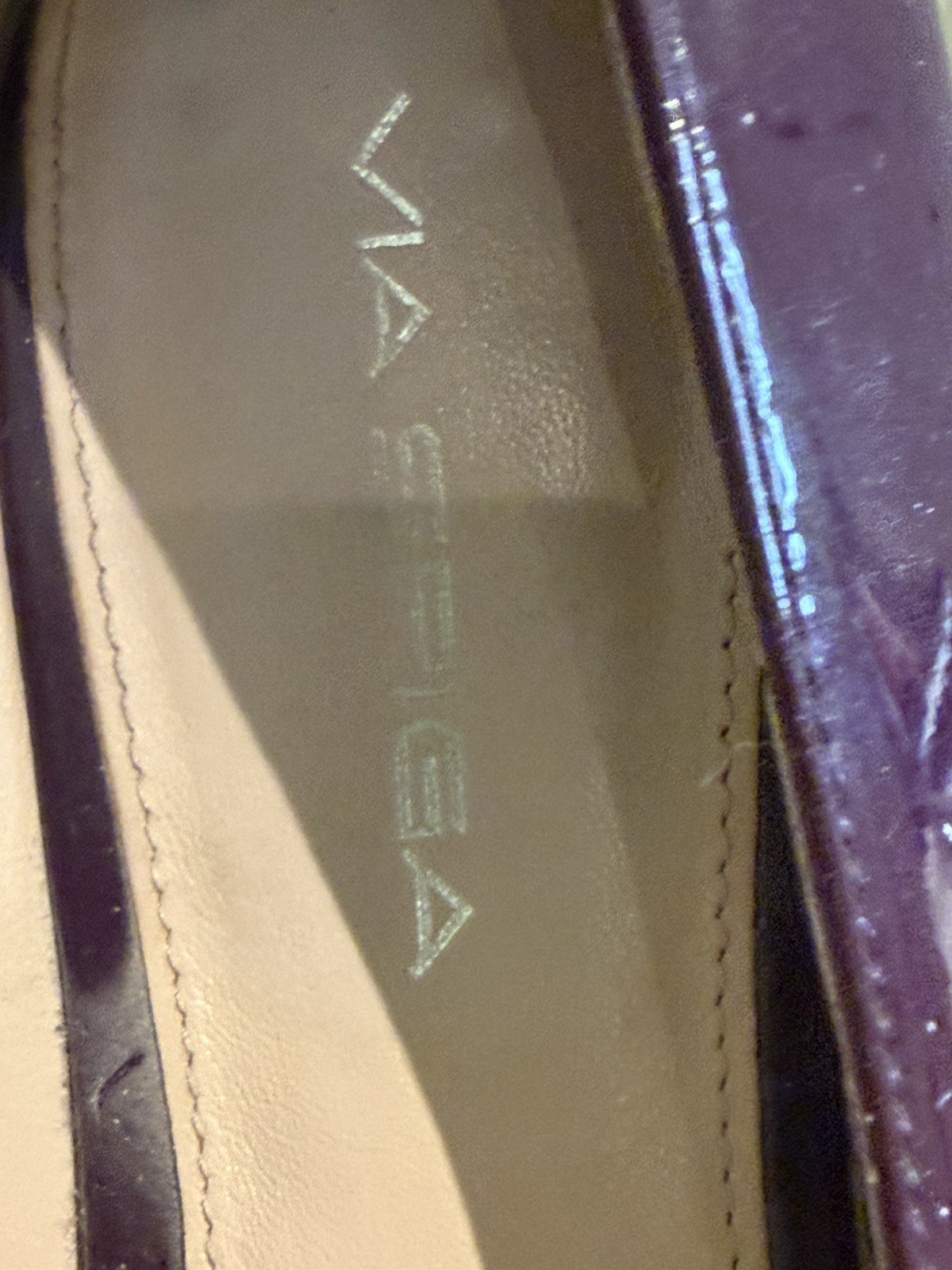 Via Spiga Women’s Patent Plum /Purple Flay Shoe 9M