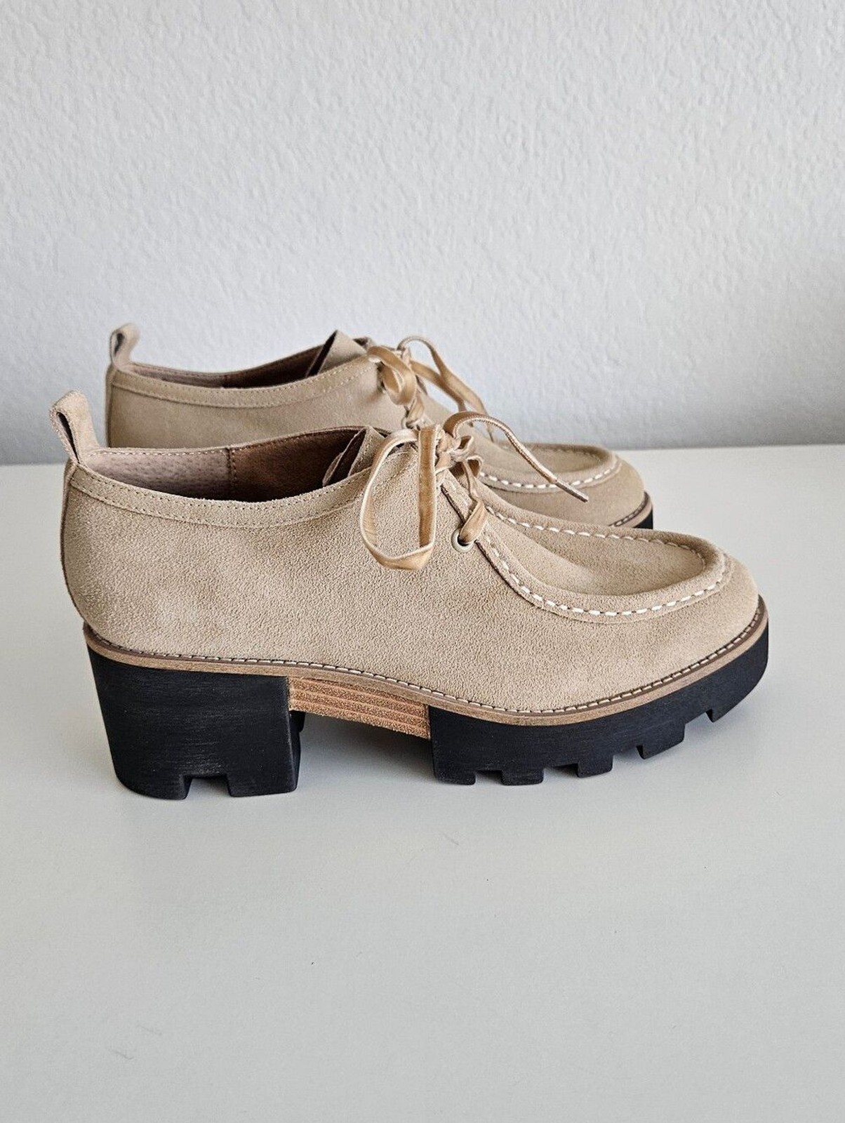NWOT Kelsi Dagger Brooklyn Anthropologie Olga Lug Loafer Heels Suede Tan Women 9