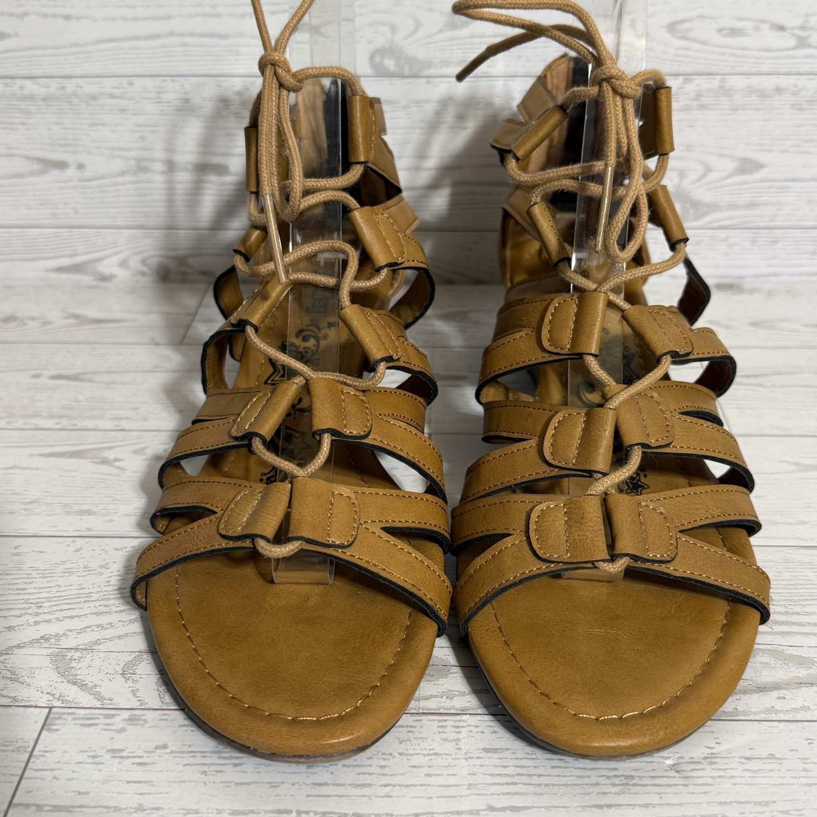 TRASH Ankle Sandals Sz 8 Gladiator Lace up Strappy Boho Cottagecore Coastal Chic