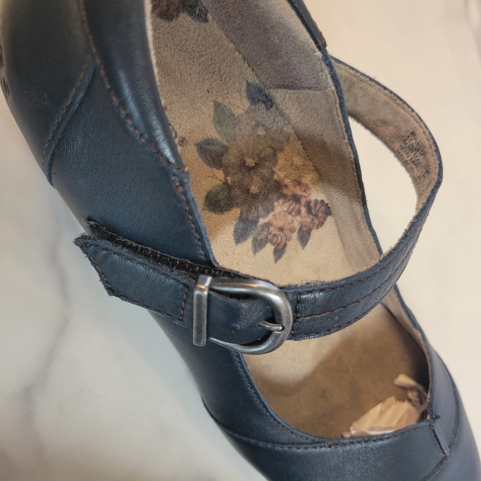 Taos Routine Navy Blue Leather Mary Jane Shoes US 9 Comfort Hook & Eye