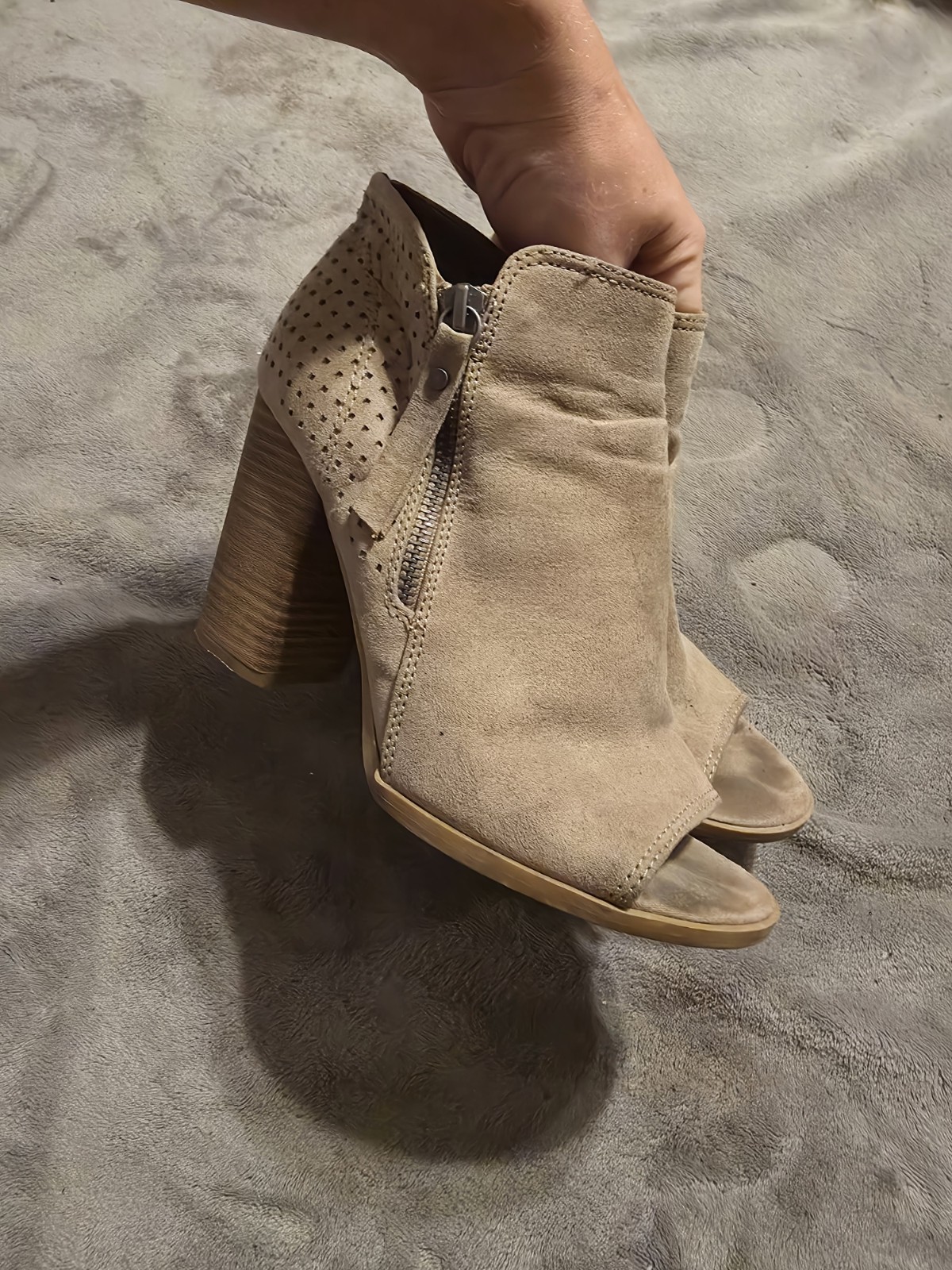 Universal Thread Boots Womens 7.5 Katrina Open Toe Boot Beige Suede Zip