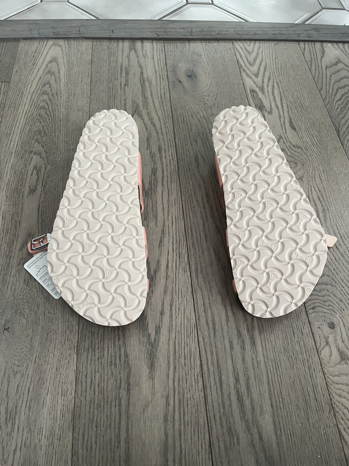 Birkenstock Mayari Coral Peach Regular Fit Size 9 Women EU 40