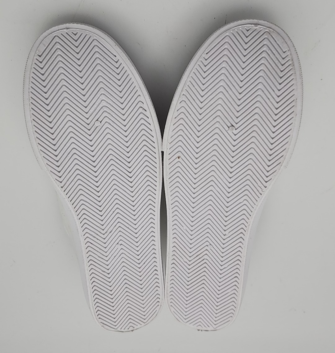 H &M White Canvas Sneakers Gym Shoes Women’s Size 7 SEE DISCRIPTION
