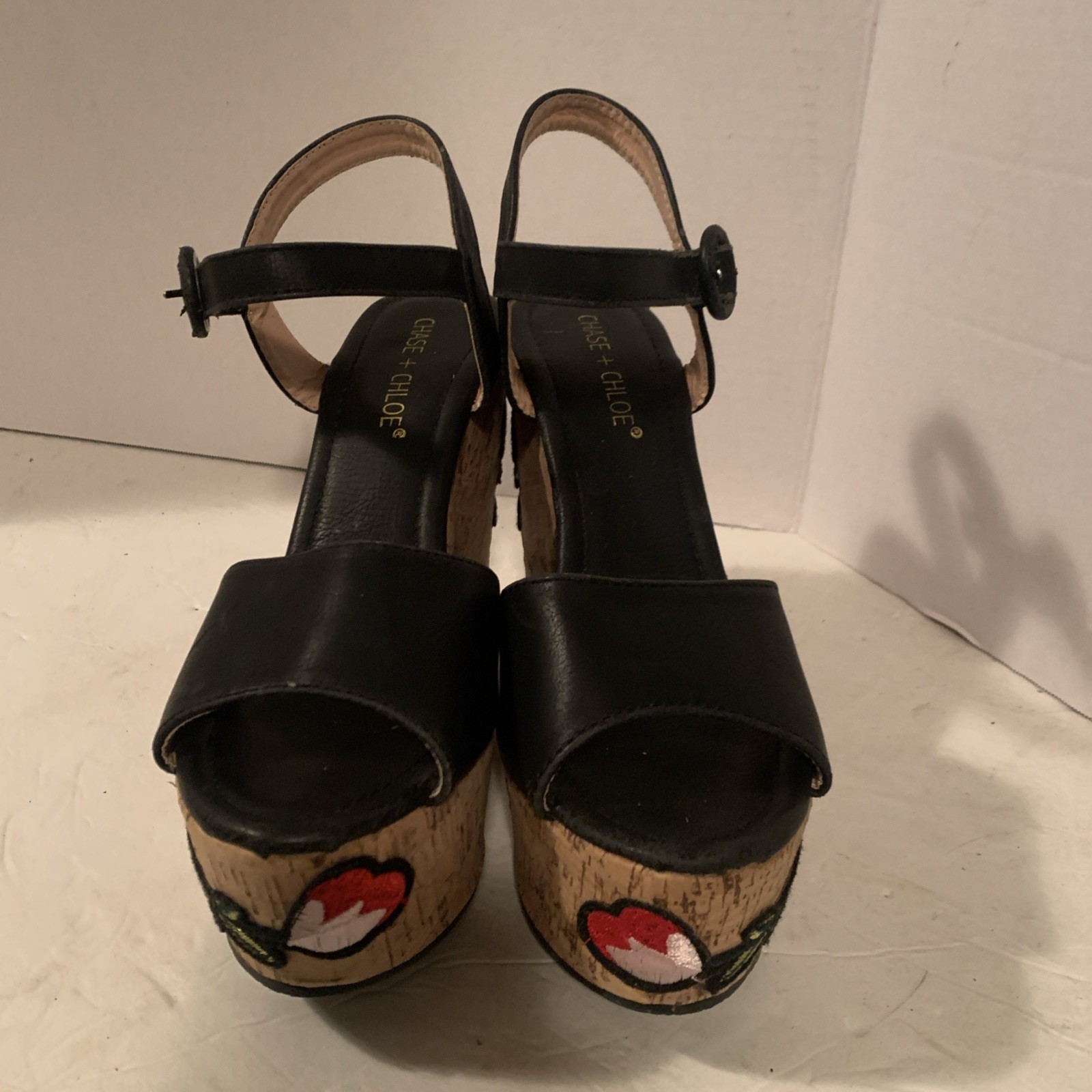 Ankle strap Cork Wedge Embroidered Platform Sandals 8.5 Boho Chase & Chloe 8.5