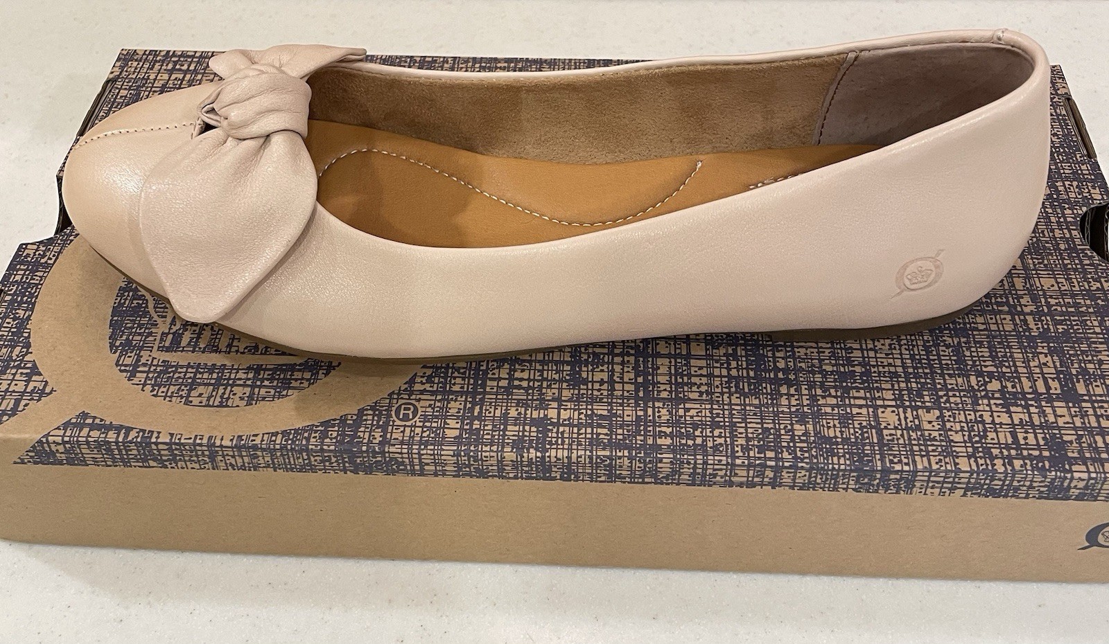 BORN SHOES WOMEN BR0018902 ANAH NATURAL USA 8 WOMENS BRAND NEW IN ORIGINAL BOX