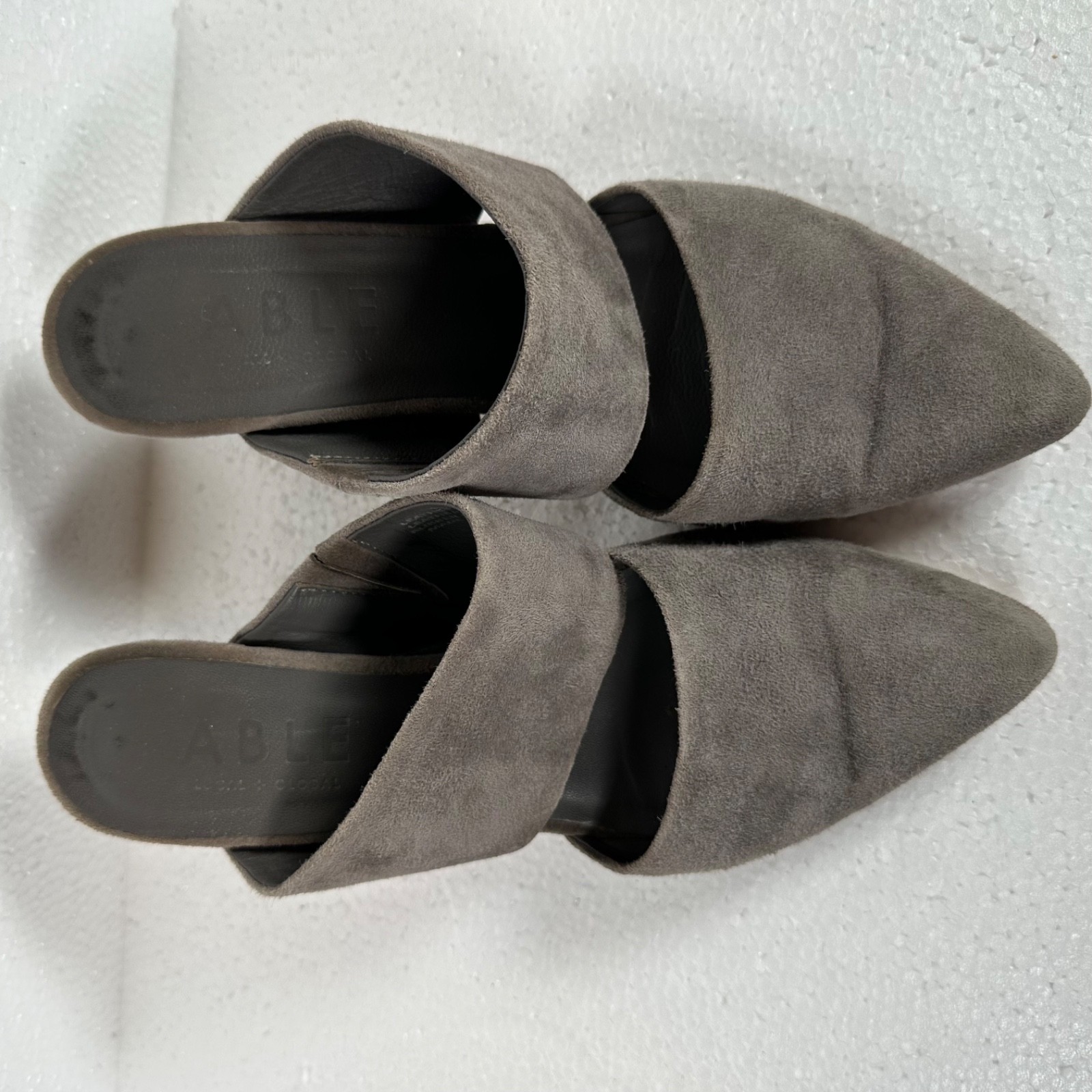Able Joselyne Gray Suede Slingback Heels Women’s 9.5 Pointed Toe 3.25″ Heel