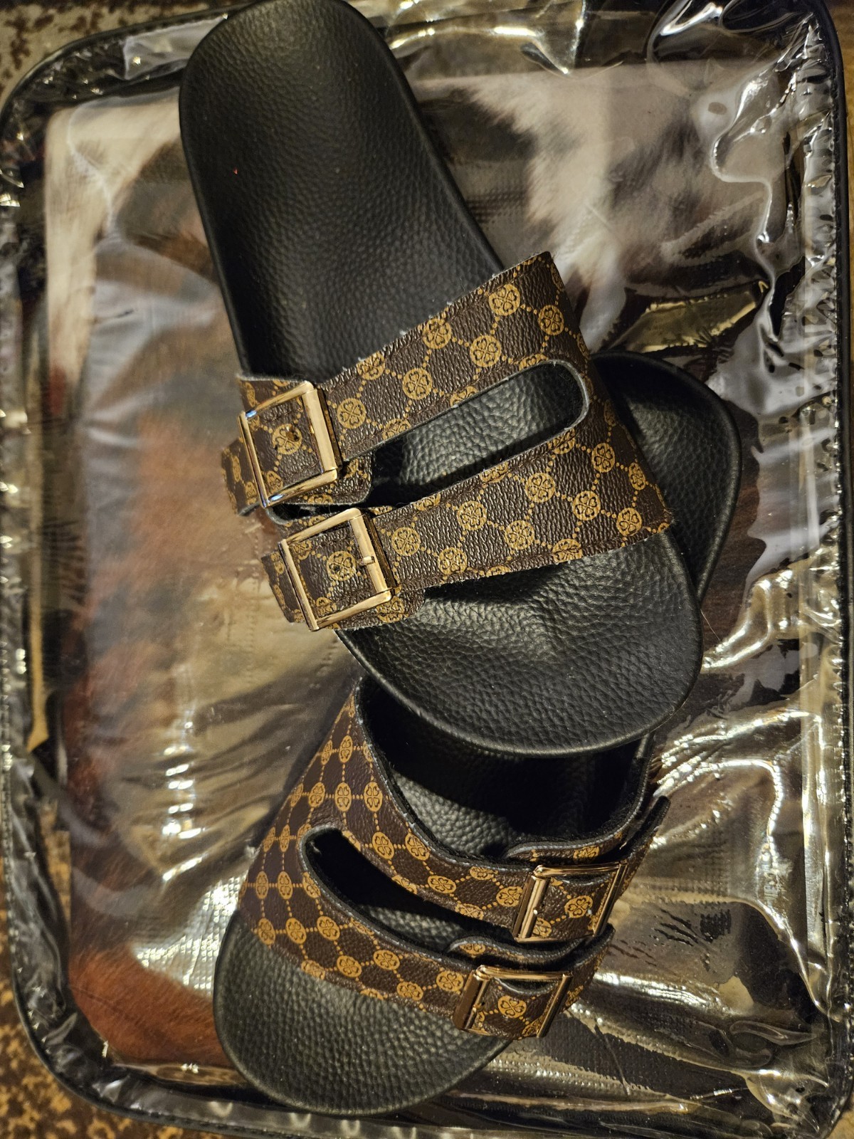 Dupe Sandle Slides Size 39/8 Great Condition As Shown In Photos. See Photos