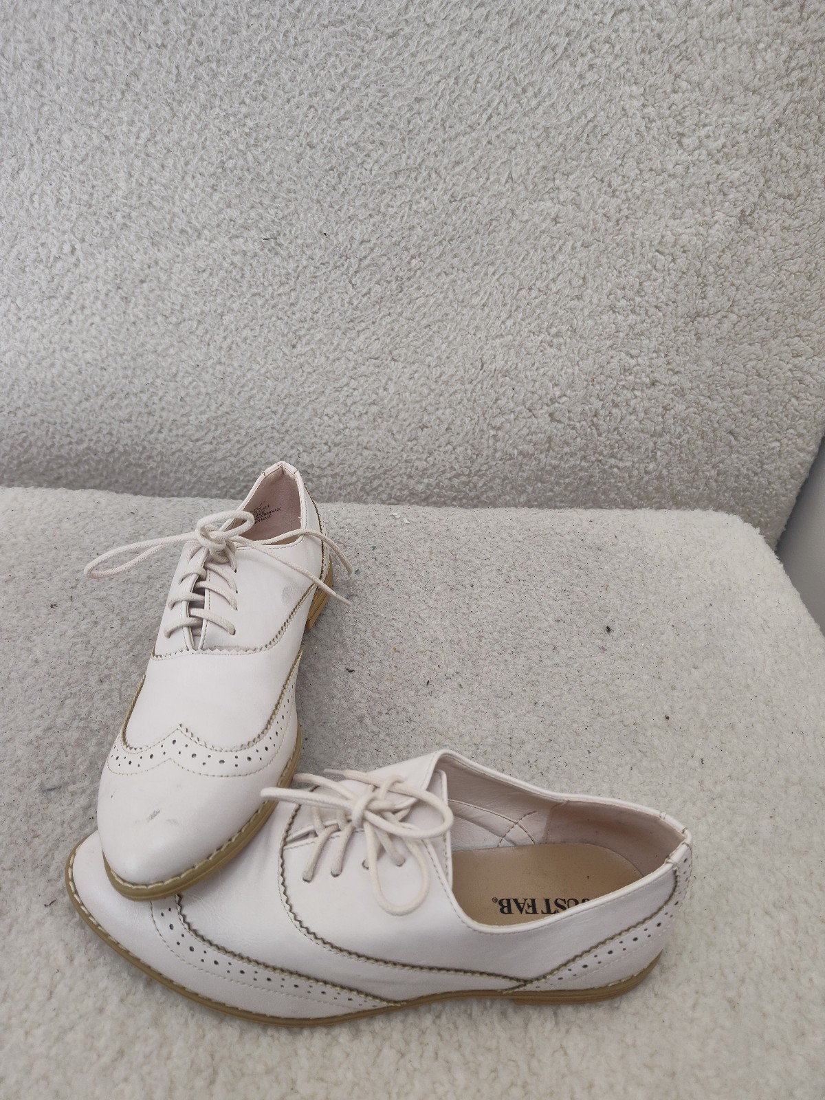 JustFab Women Luxton Oxford 7 Cream Lace Up Almond Toe Casual Comfort Shoes