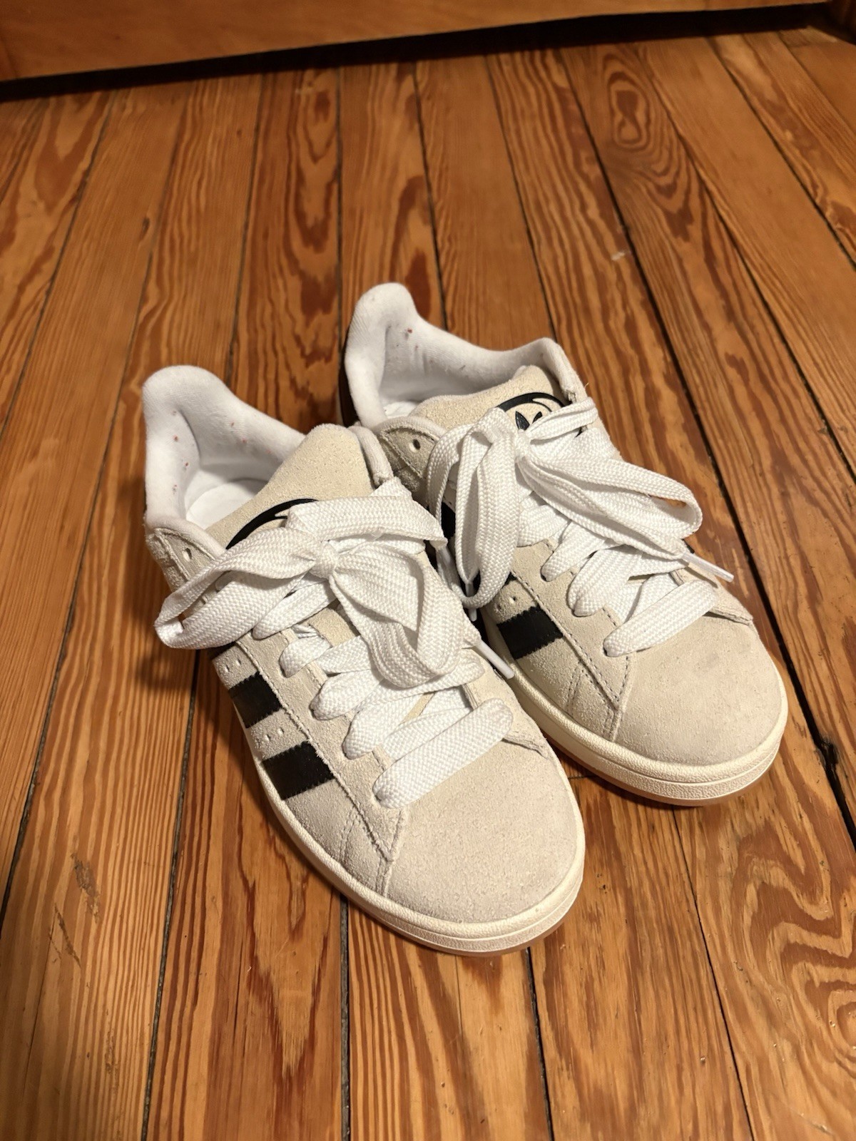 *NEW* adidas Campus 00 Women’s Suede Low Top Lace-Up Sneakers Beige Black White