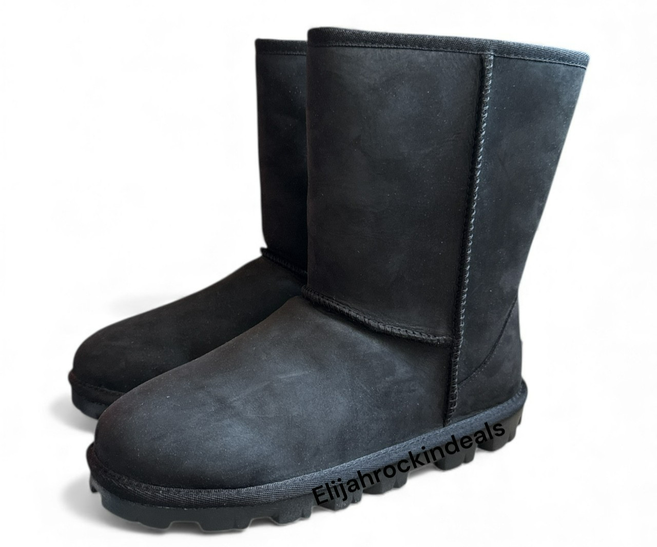 NEW UGG ESSENTIAL SHORT LEATHER BLACK BOOTS SIZE 9 1111513