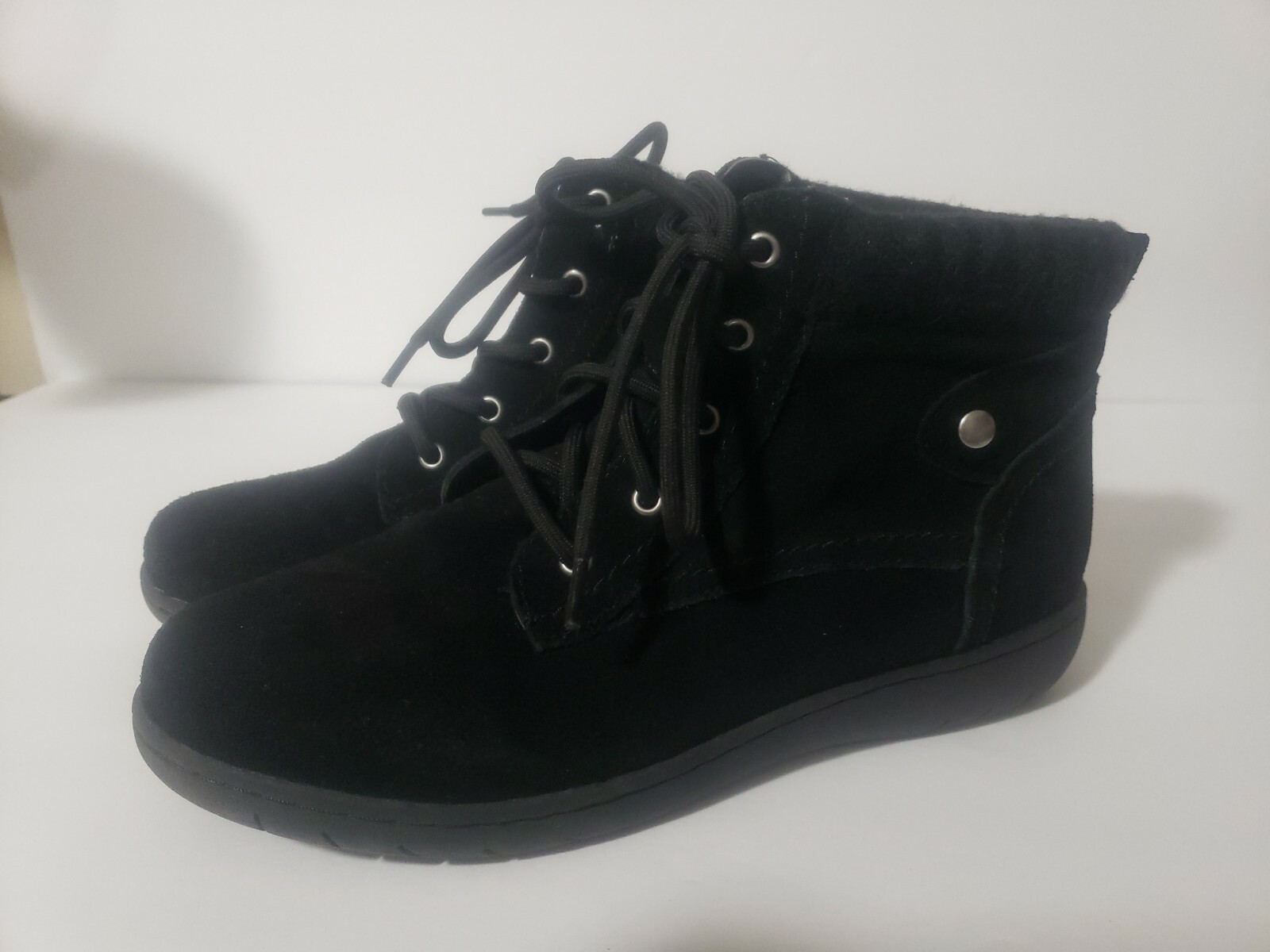 WOMENS Right SZ 7W Left SZ 8W BLACK SUEDE LEATHER COBBIE CUDDLERS ANKLE BOOTS