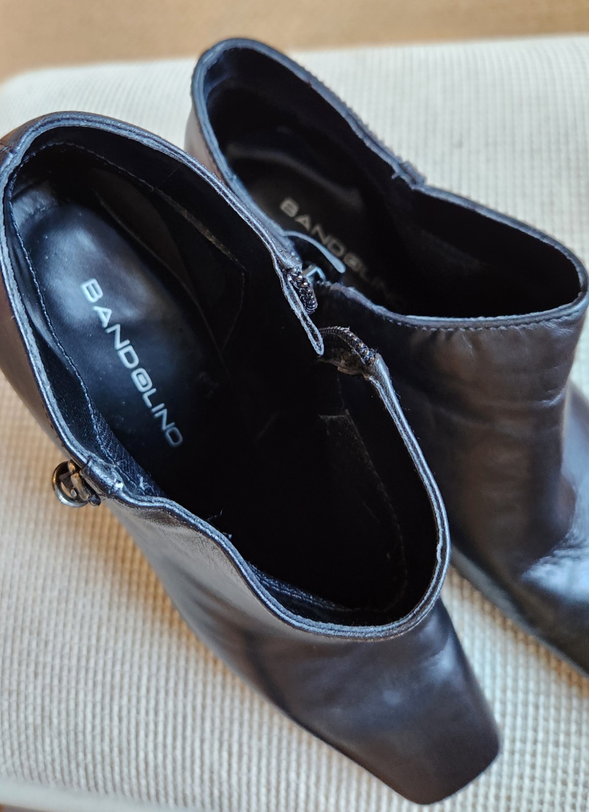Bandalino Black Leather Shoe Booties, 3.25 Inch Heel, Women’s Size 8M