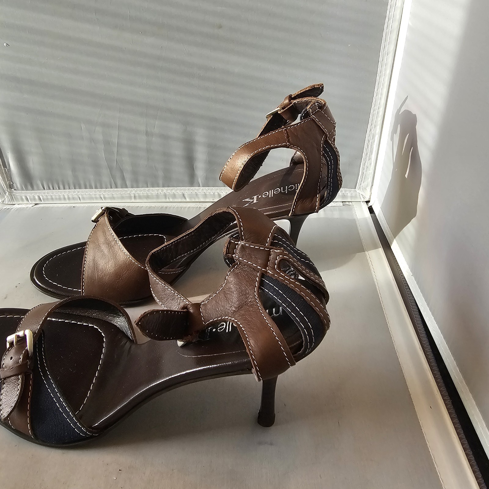 Michelle K Size 11 EU 41 Brown Navy 3.25″ High Heel Buckles Vero Cuoio Italy