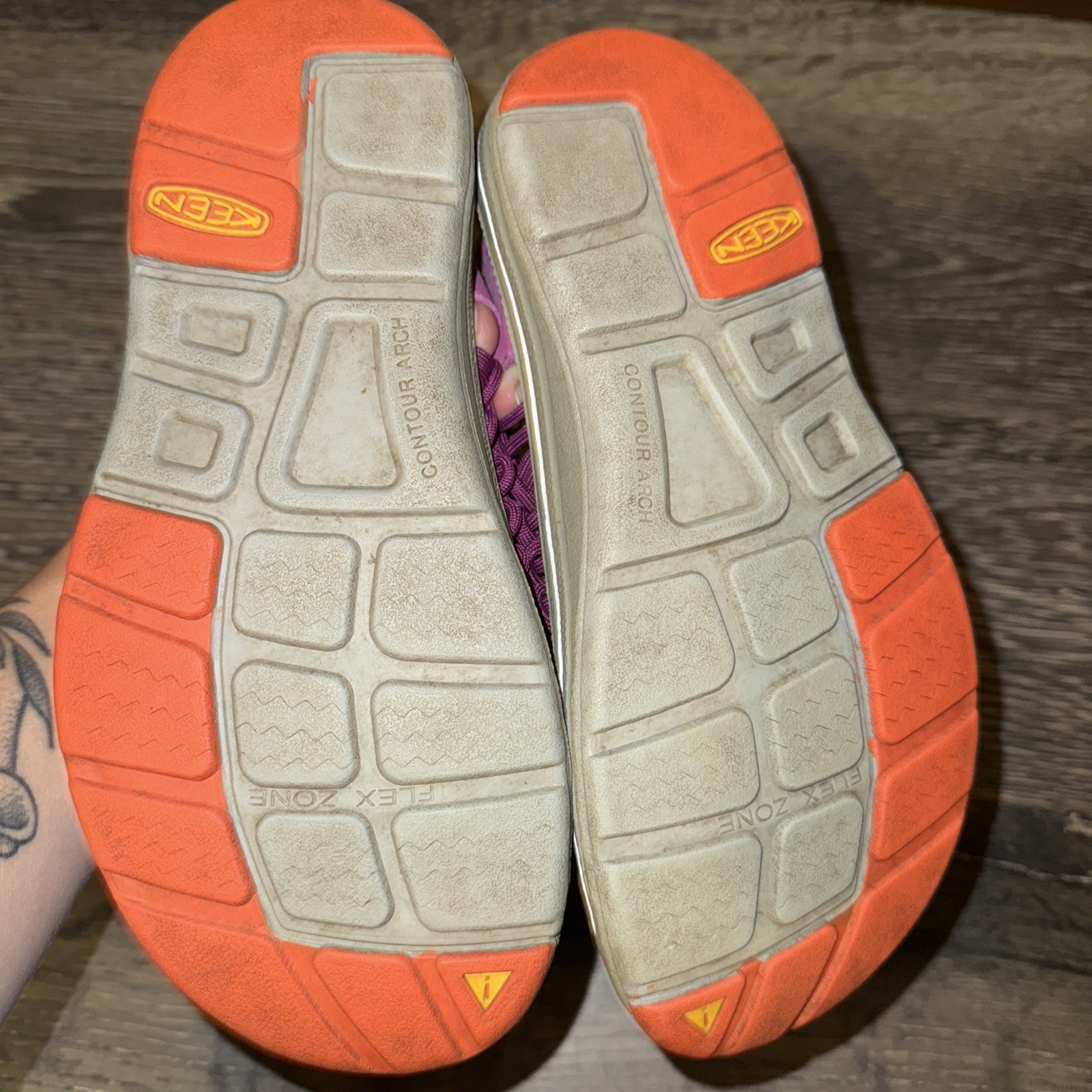 Keen Women’s Uneek 8MM Rock Sandals Magenta Pink / Orange Size 5.5