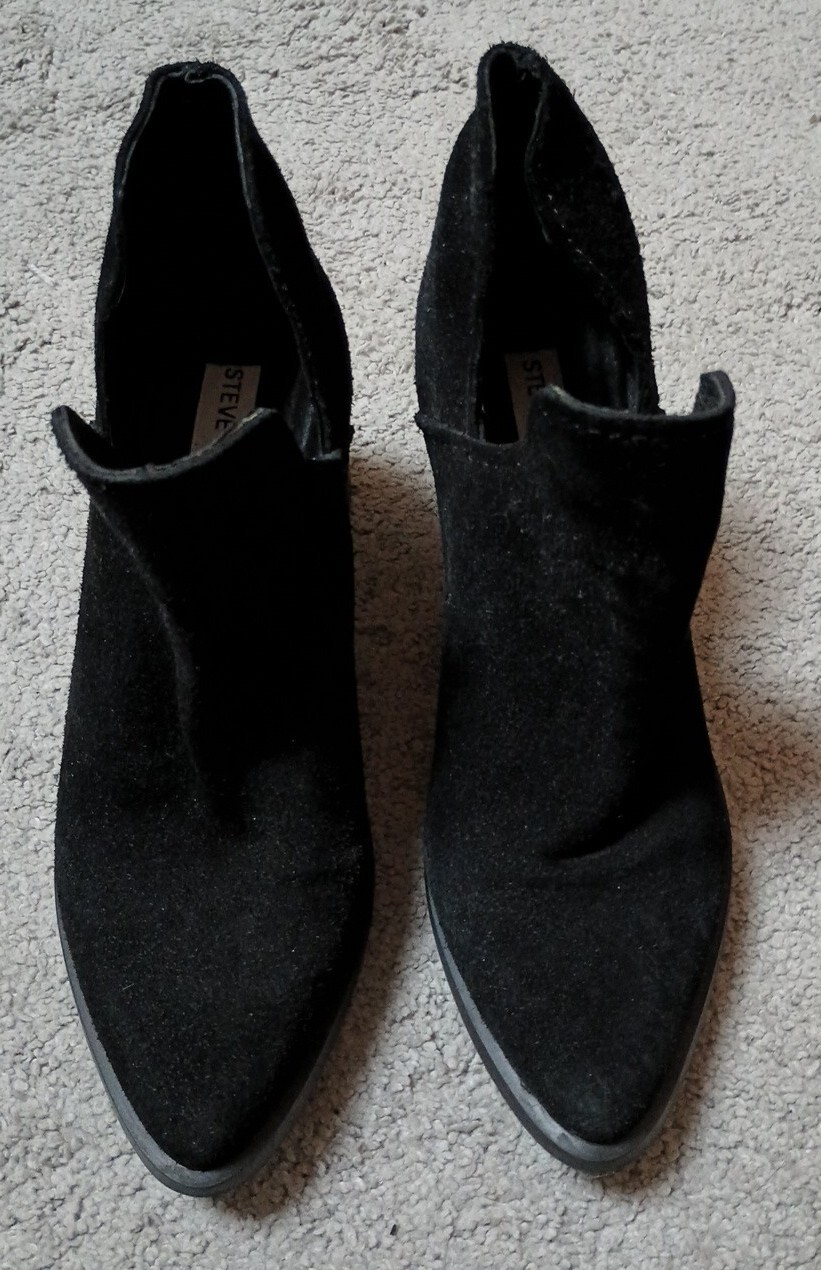 Steve Madden Prezzie 7.5M Black Suede Ankle Boots