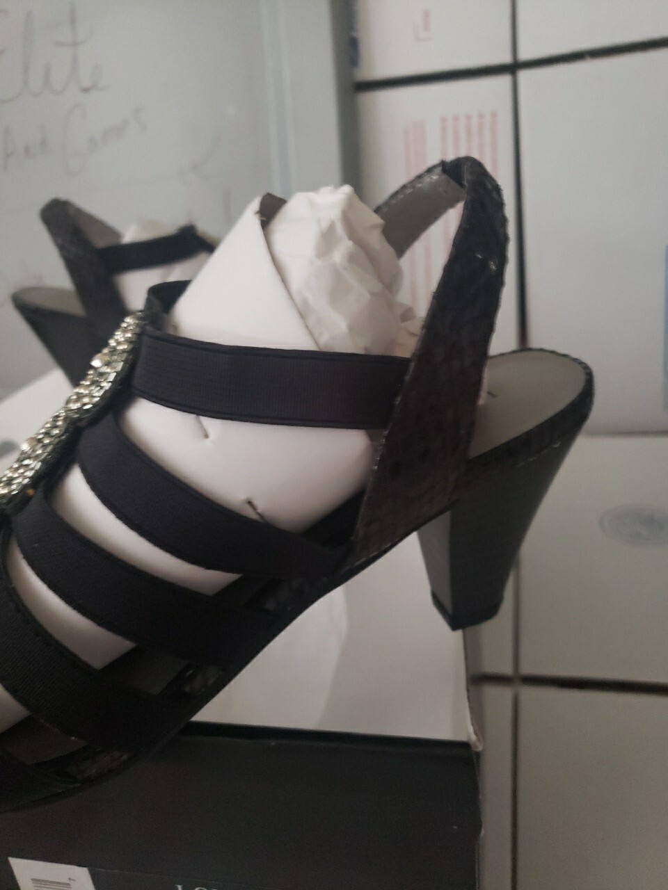 London Fog Nanci Womens Black Strappy Sandals Shoes Size 8.5 M NIB #00s