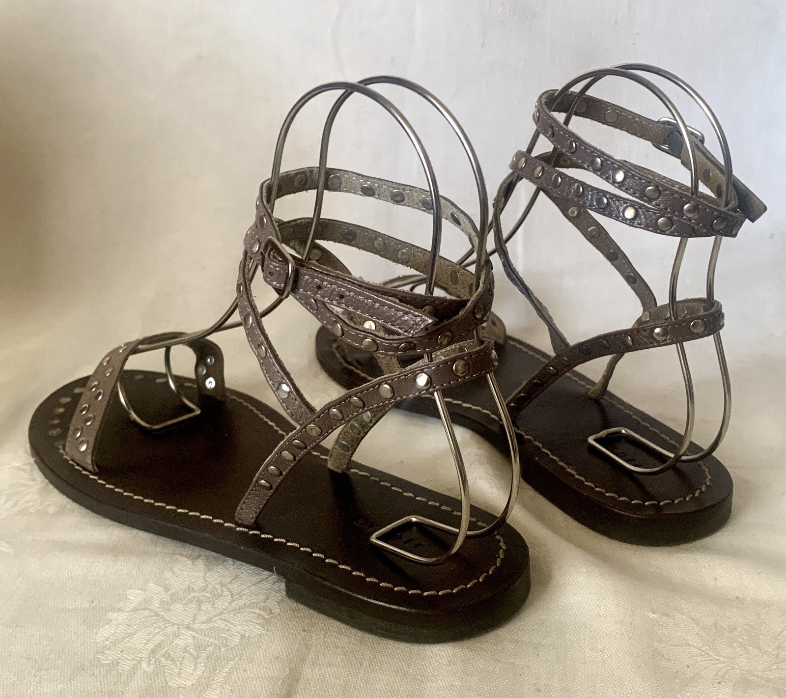 Jigsaw Studded Minimalist Women’s Sandals Leather Ankle Wrap Sz 39 EU, 8.5 US