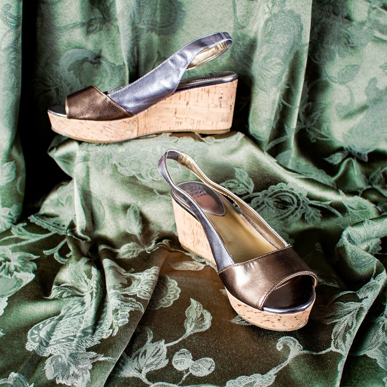CIRCA JOAN & DAVID Bronze Silver Slingback Cap Toe Women Formal Sandal Size 6.5M